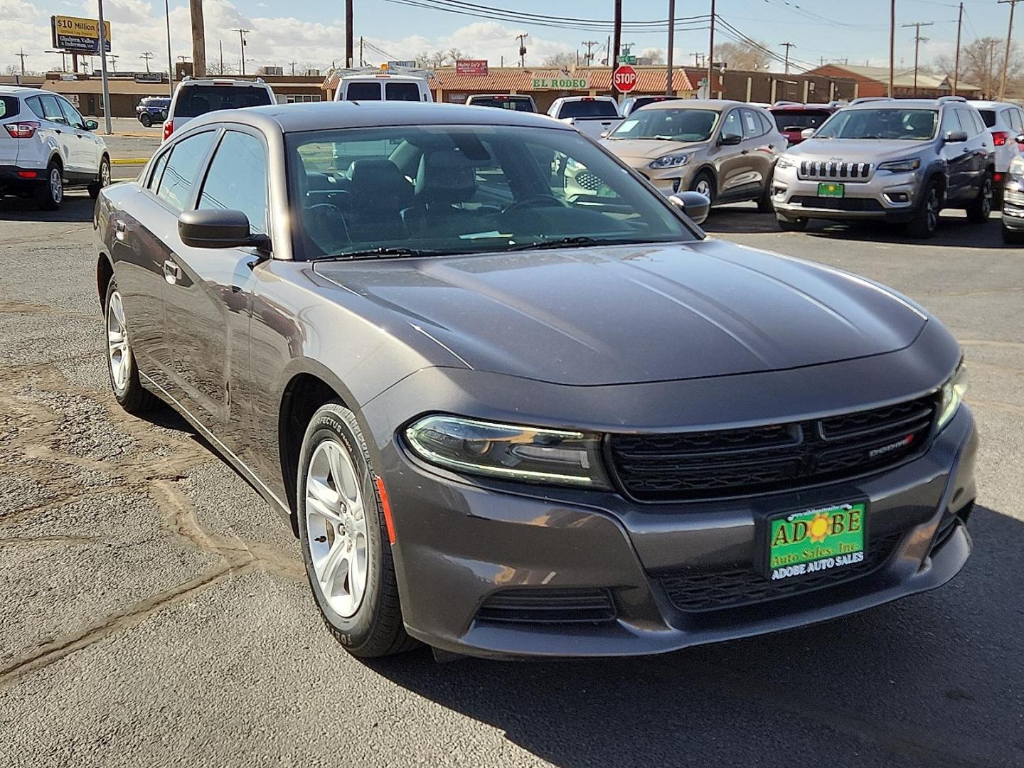 2021 GRAY Dodge Charger SXT RWD (2C3CDXBG6MH) with an Pentastar 3.6L V-6 DOHC, variable valve control, regular unleaded, engine with 292HP engine, located at 4711 Ave Q, Lubbock, TX, 79412, (806) 687-2362, 33.551304, -101.855293 - Photo#5