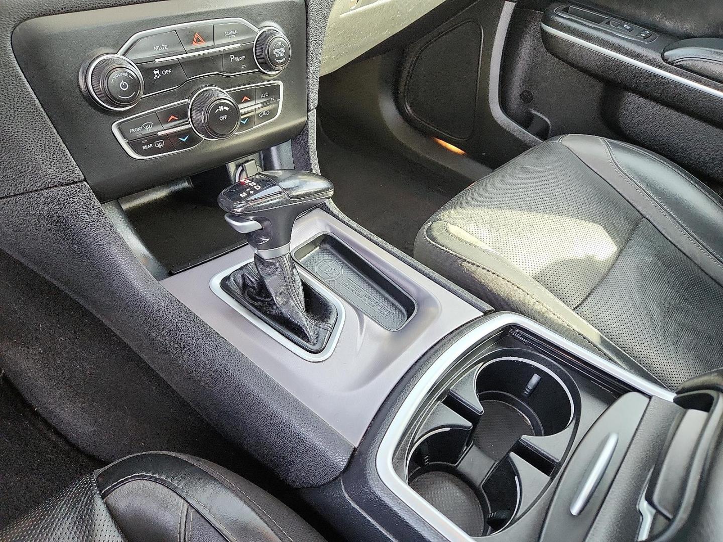 2021 GRAY Dodge Charger SXT RWD (2C3CDXBG6MH) with an Pentastar 3.6L V-6 DOHC, variable valve control, regular unleaded, engine with 292HP engine, located at 4711 Ave Q, Lubbock, TX, 79412, (806) 687-2362, 33.551304, -101.855293 - Photo#17