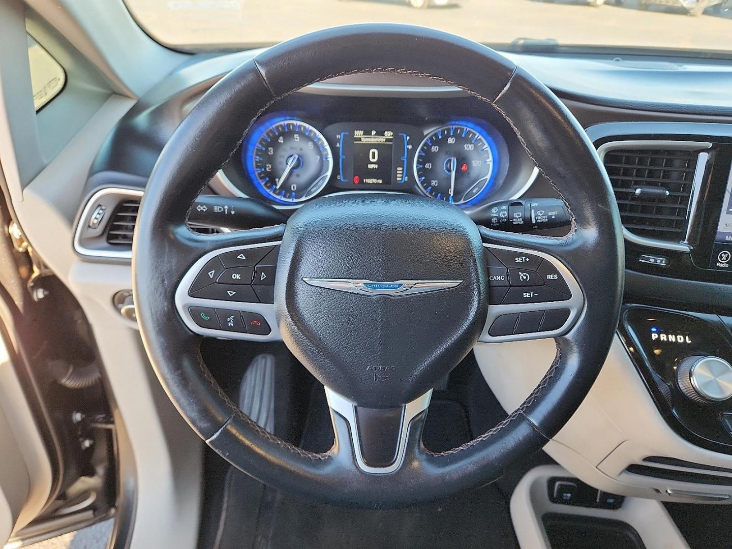 2017 BLACK Chrysler Pacifica Touring-L (2C4RC1BG1HR) with an Pentastar 3.6L V-6 DOHC, variable valve control, regular unleaded, engine with 287HP engine, located at 4711 Ave Q, Lubbock, TX, 79412, (806) 687-2362, 33.551304, -101.855293 - Photo#17