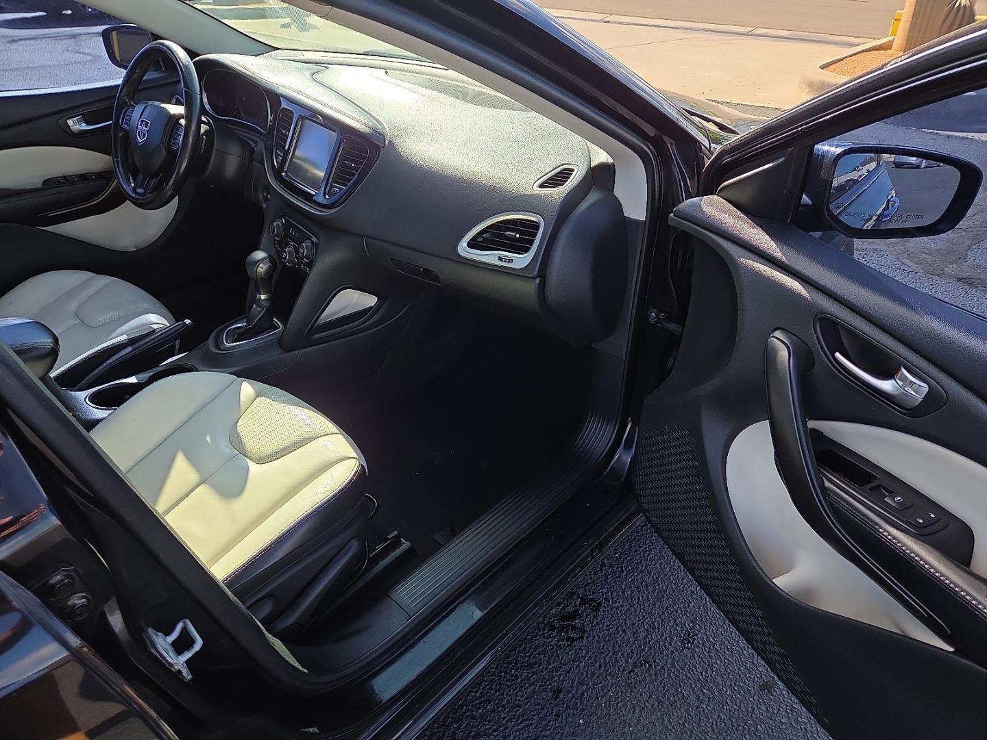 2014 Pitch Black Clearcoat - PX8 /Ceramic White/Black - XW Dodge Dart Limited (1C3CDFCB6ED) with an MultiAir 2.4L I-4 variable valve control, regular gasoline, engine with 184HP engine, located at 4711 Ave Q, Lubbock, TX, 79412, (806) 687-2362, 33.551304, -101.855293- Photo#8