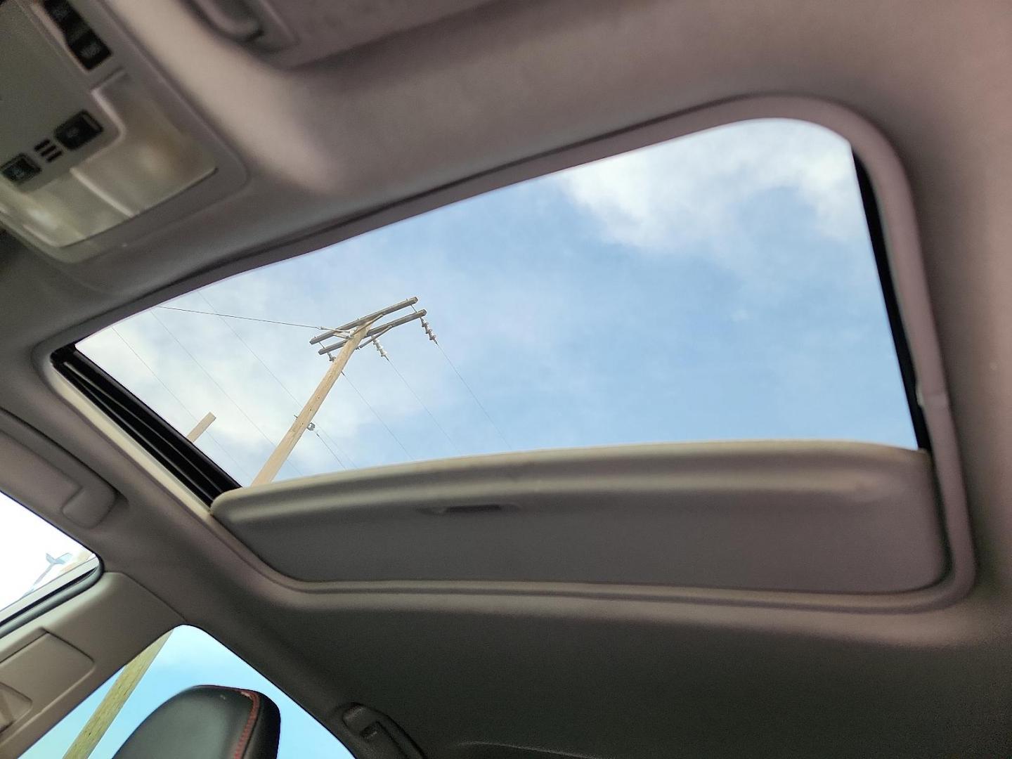 2016 GRAY Toyota Camry XLE (4T1BF1FK0GU) with an 2.5L I-4 DOHC, variable valve control, regular unleaded, engine with 178HP engine, located at 4711 Ave Q, Lubbock, TX, 79412, (806) 687-2362, 33.551304, -101.855293 - Photo#19