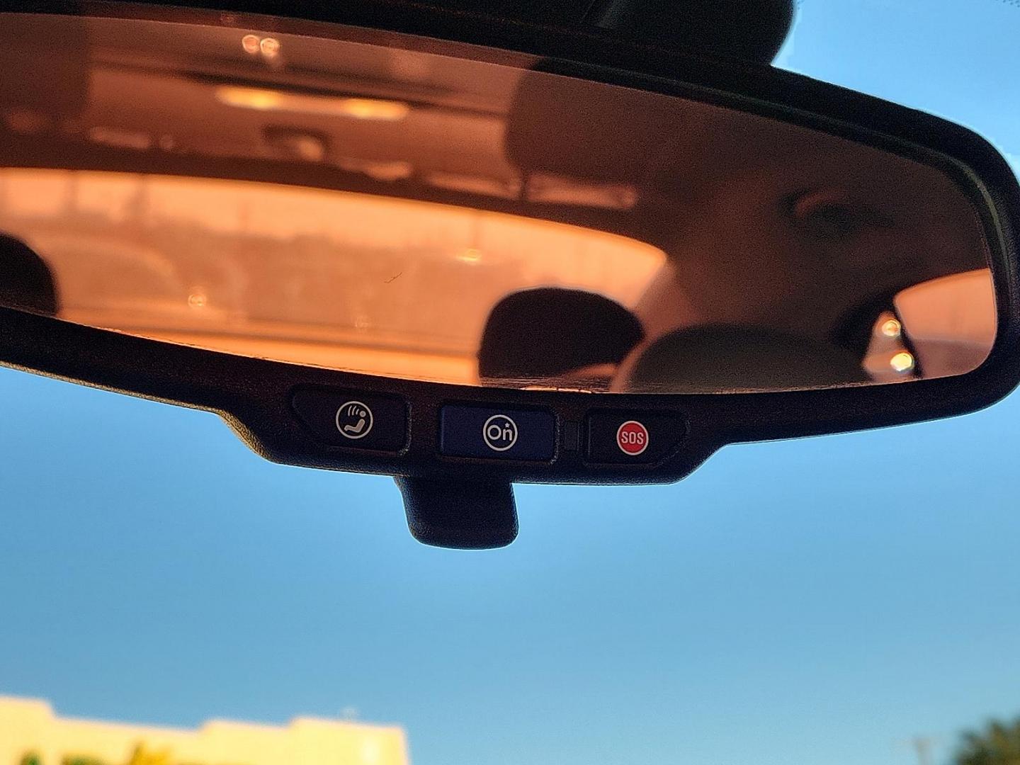 2016 RED Chevrolet Malibu Limited LT (1G11C5SA5GF) with an 2.5L I-4 gasoline direct injection, DOHC, variable valve control, regular unleaded, engine with 202HP engine, located at 4711 Ave Q, Lubbock, TX, 79412, (806) 687-2362, 33.551304, -101.855293 - Photo#18