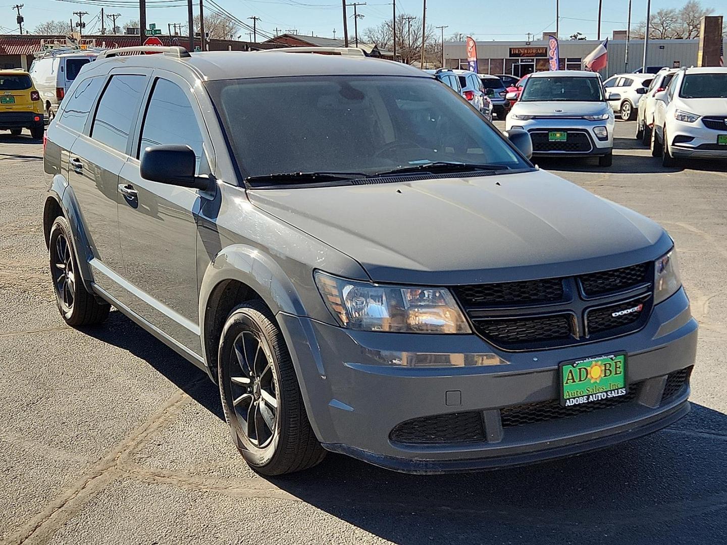 2020 GRAY Dodge Journey SE Value (3C4PDCAB3LT) with an Tigershark MultiAir 2.4L I-4 DOHC, VVT variable valve control, regular unleaded, engine with 173HP engine, located at 4711 Ave Q, Lubbock, TX, 79412, (806) 687-2362, 33.551304, -101.855293 - Photo#5