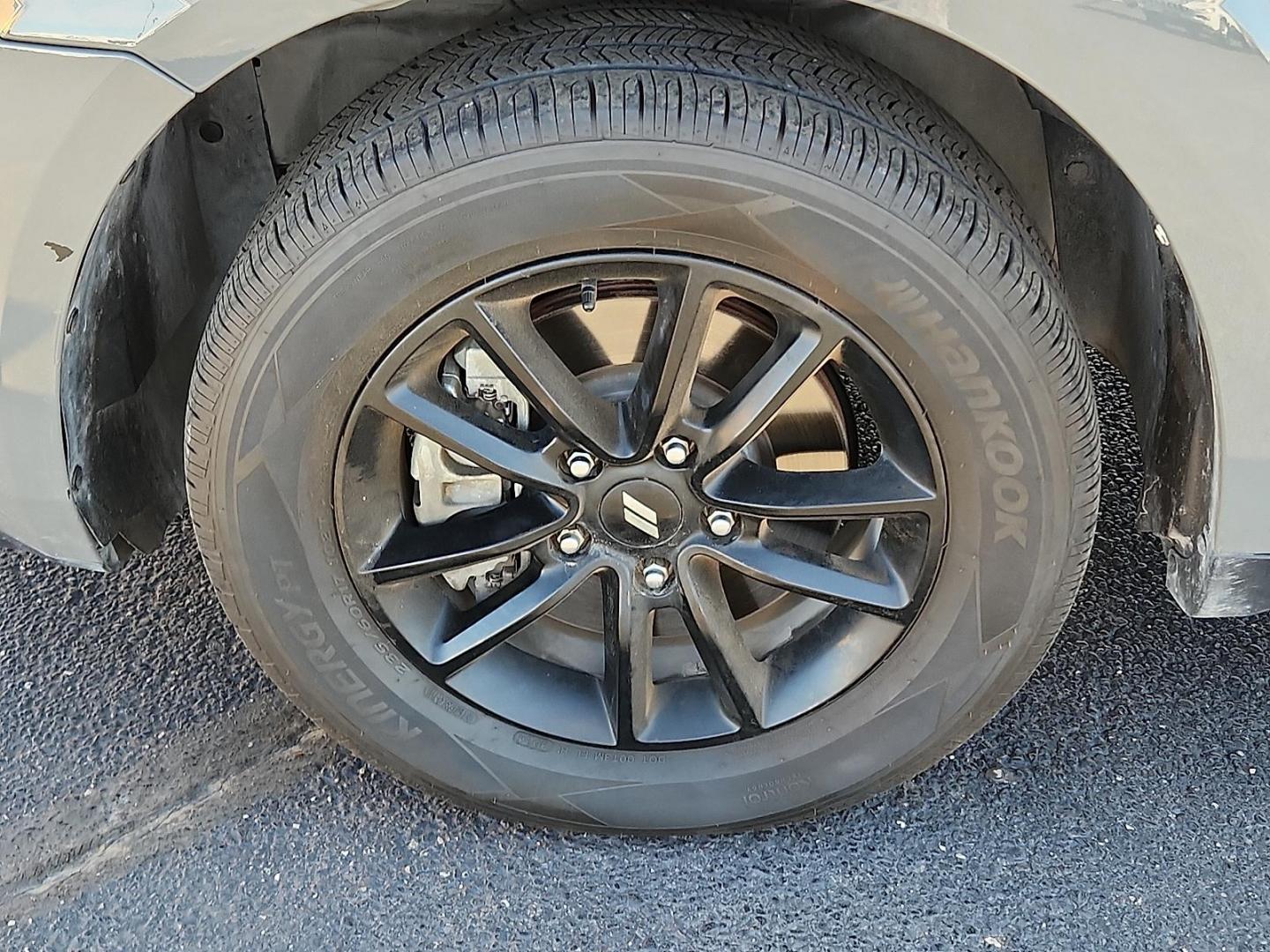 2020 GRAY Dodge Journey SE Value (3C4PDCAB3LT) with an Tigershark MultiAir 2.4L I-4 DOHC, VVT variable valve control, regular unleaded, engine with 173HP engine, located at 4711 Ave Q, Lubbock, TX, 79412, (806) 687-2362, 33.551304, -101.855293 - Photo#6