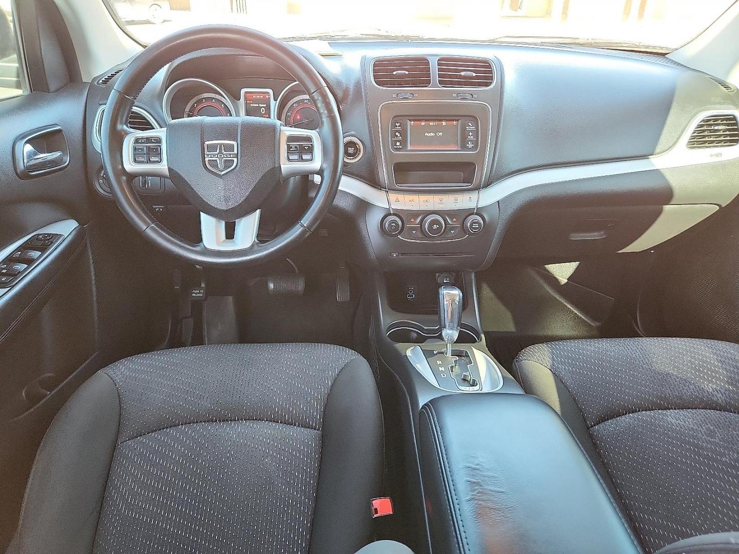 2020 GRAY Dodge Journey SE Value (3C4PDCAB3LT) with an Tigershark MultiAir 2.4L I-4 DOHC, VVT variable valve control, regular unleaded, engine with 173HP engine, located at 4711 Ave Q, Lubbock, TX, 79412, (806) 687-2362, 33.551304, -101.855293 - Photo#8