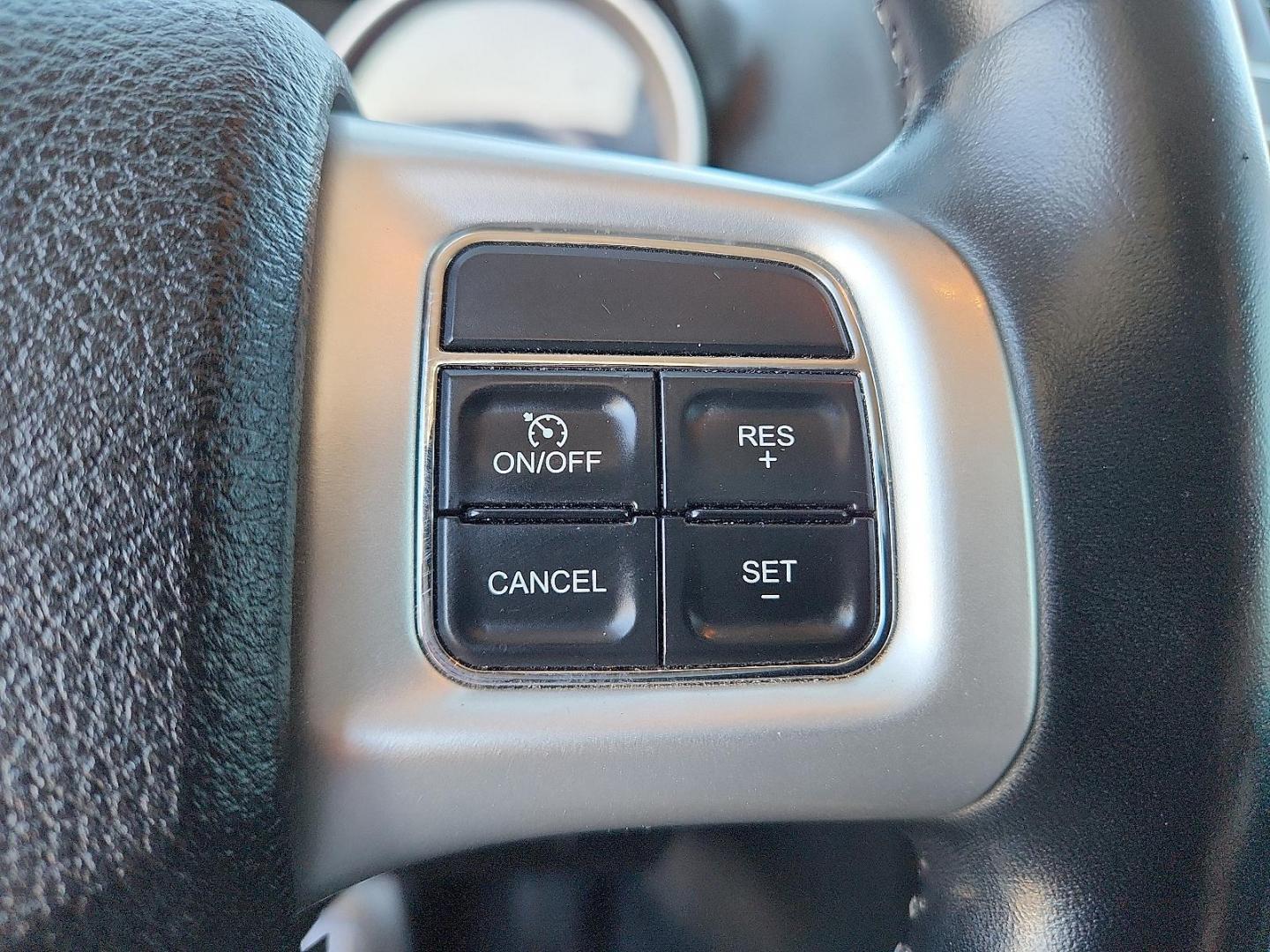 2020 GRAY Dodge Journey SE Value (3C4PDCAB3LT) with an Tigershark MultiAir 2.4L I-4 DOHC, VVT variable valve control, regular unleaded, engine with 173HP engine, located at 4711 Ave Q, Lubbock, TX, 79412, (806) 687-2362, 33.551304, -101.855293 - Photo#18