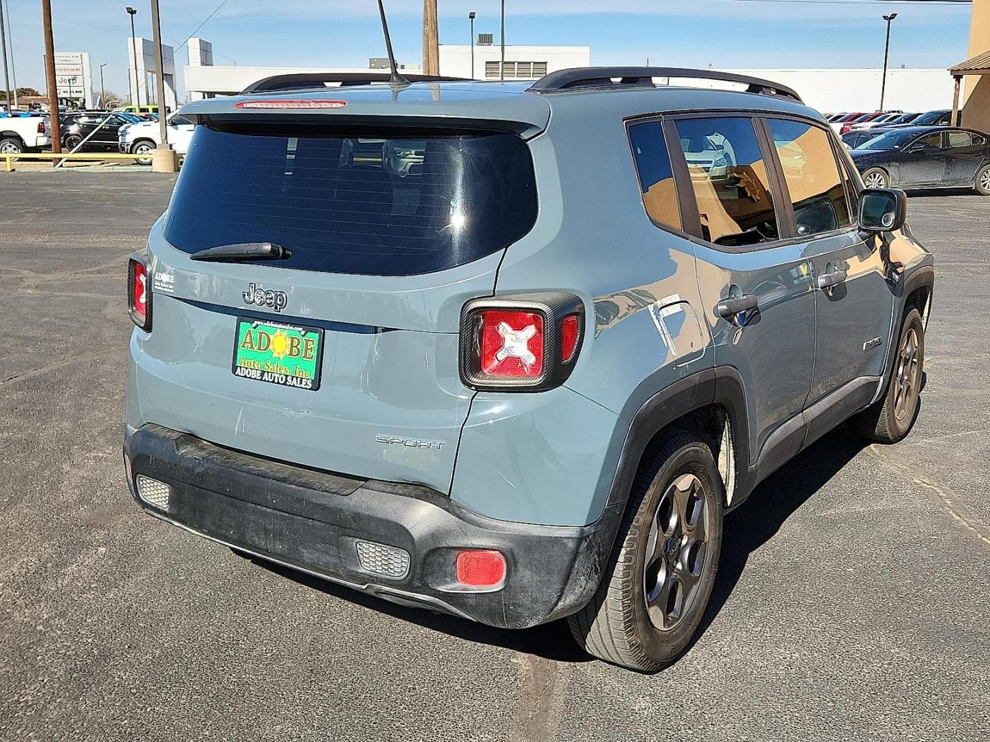 2017 GRAY Jeep Renegade Sport FWD (ZACCJAAH9HP) with an MultiAir 1.4L I-4 variable valve control, intercooled turbo, premium unleaded, engine with 160HP engine, located at 4711 Ave Q, Lubbock, TX, 79412, (806) 687-2362, 33.551304, -101.855293 - Photo#3