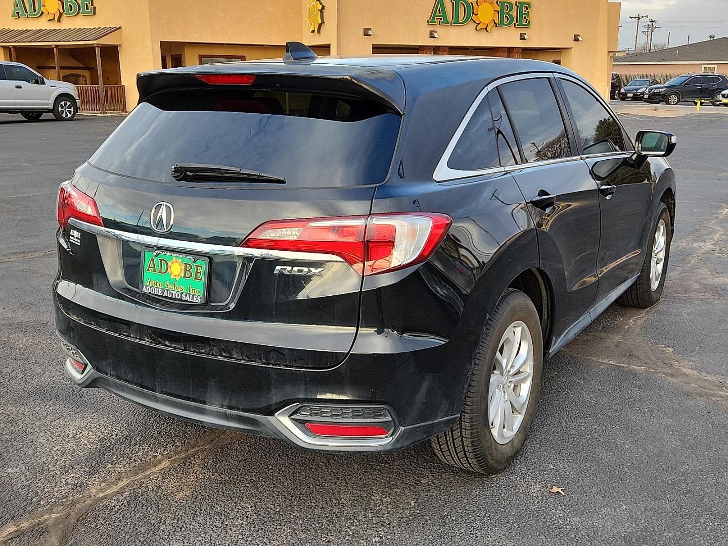 2017 BLACK Acura RDX w/AcuraWatch Plus Package (5J8TB3H33HL) with an 3.5L V-6 i-VTEC variable valve control, premium unleaded, engine with cylinder deactivation and 279HP engine, located at 4711 Ave Q, Lubbock, TX, 79412, (806) 687-2362, 33.551304, -101.855293 - Photo#3