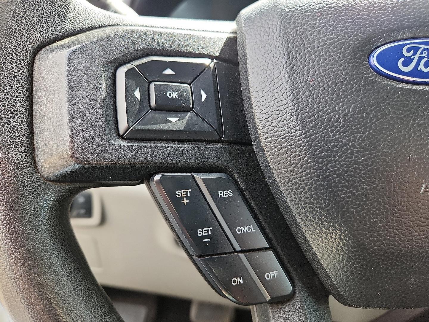 2019 WHITE Ford F-150 XLT (1FTFX1E58KK) with an 5L V-8 port/direct injection, DOHC, variable valve control, regular unleaded, engine with 395HP engine, located at 4711 Ave Q, Lubbock, TX, 79412, (806) 687-2362, 33.551304, -101.855293 - Photo#25