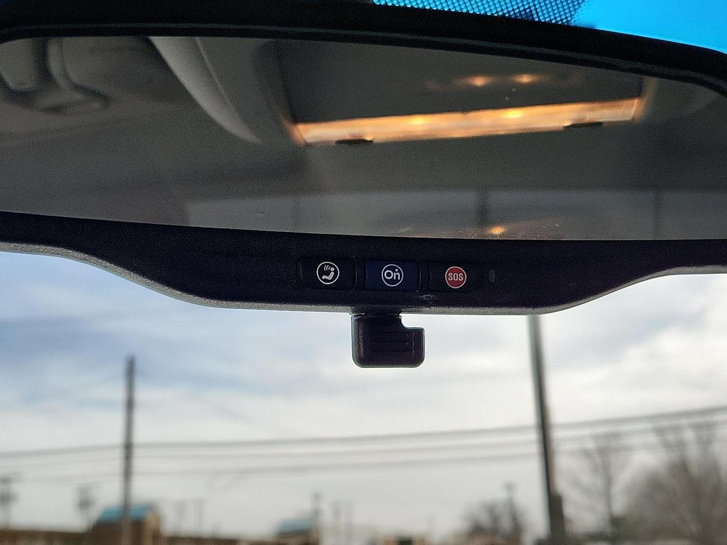 2013 WHITE Chevrolet Silverado 1500 LT (1GCRKSE70DZ) with an Vortec 5.3L VVT SFI V8 Flex Fuel Engine engine, located at 4711 Ave Q, Lubbock, TX, 79412, (806) 687-2362, 33.551304, -101.855293 - Photo#19