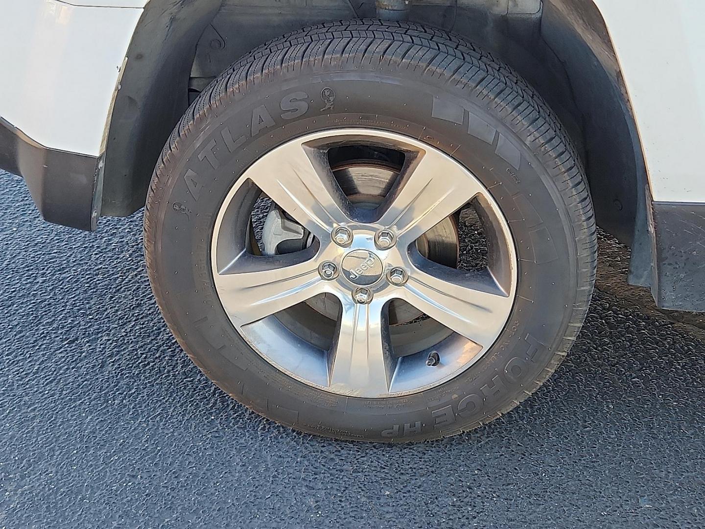 2017 WHITE Jeep Patriot High Altitude 4x4 (1C4NJRFB6HD) with an 2.4L I-4 DOHC, variable valve control, regular unleaded, engine with 172HP engine, located at 4711 Ave Q, Lubbock, TX, 79412, (806) 687-2362, 33.551304, -101.855293 - Photo#6