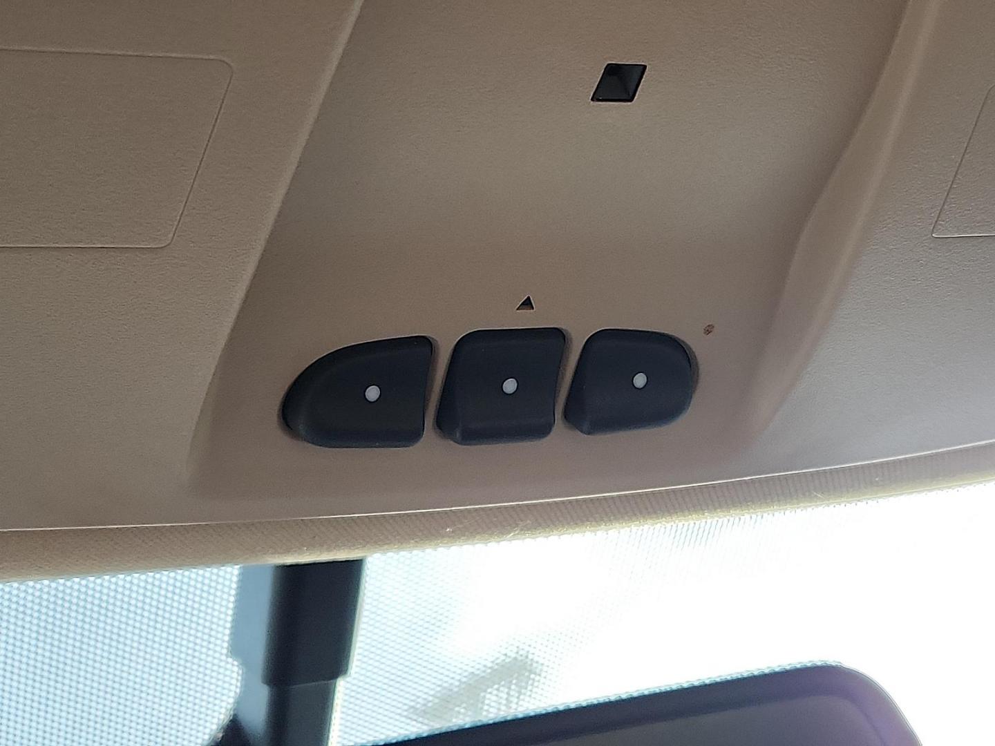 2011 TAN Buick Enclave 1XL (5GAKRBED0BJ) with an 3.6L V-6 gasoline direct injection, DOHC, variable valve control, regular unleaded, engine with 288HP engine, located at 4711 Ave Q, Lubbock, TX, 79412, (806) 687-2362, 33.551304, -101.855293 - Photo#19