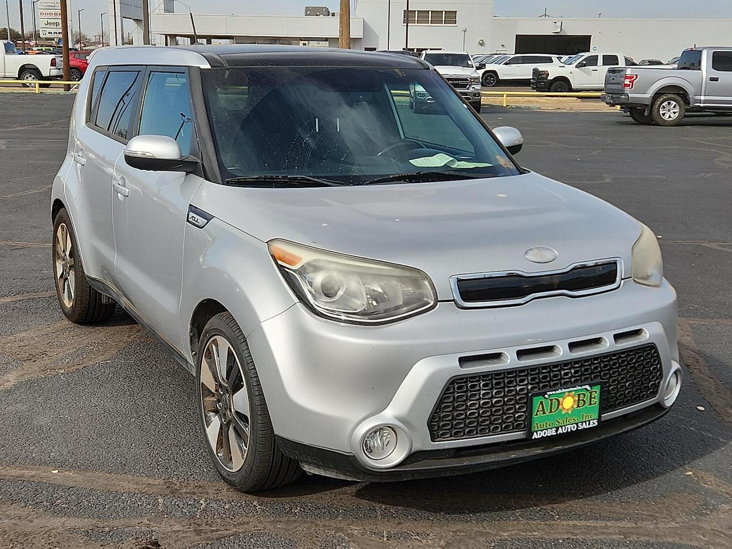 2014 SILVER Kia Soul ! (KNDJX3A51E7) with an 2L I-4 gasoline direct injection, DOHC, variable valve control, regular unleaded, engine with 164HP engine, located at 4711 Ave Q, Lubbock, TX, 79412, (806) 687-2362, 33.551304, -101.855293 - Photo#5