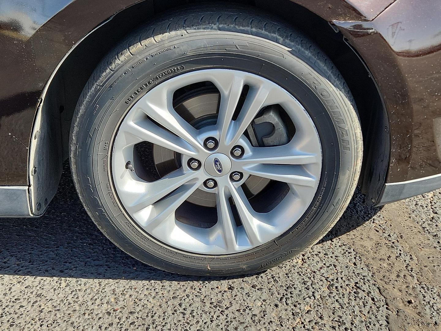 2013 BLACK /Charcoal Black - MW Ford Taurus SEL (1FAHP2E86DG) with an 3.5L Ti-VCT V6 Flex Fuel Engine engine, located at 4711 Ave Q, Lubbock, TX, 79412, (806) 687-2362, 33.551304, -101.855293 - Photo#6