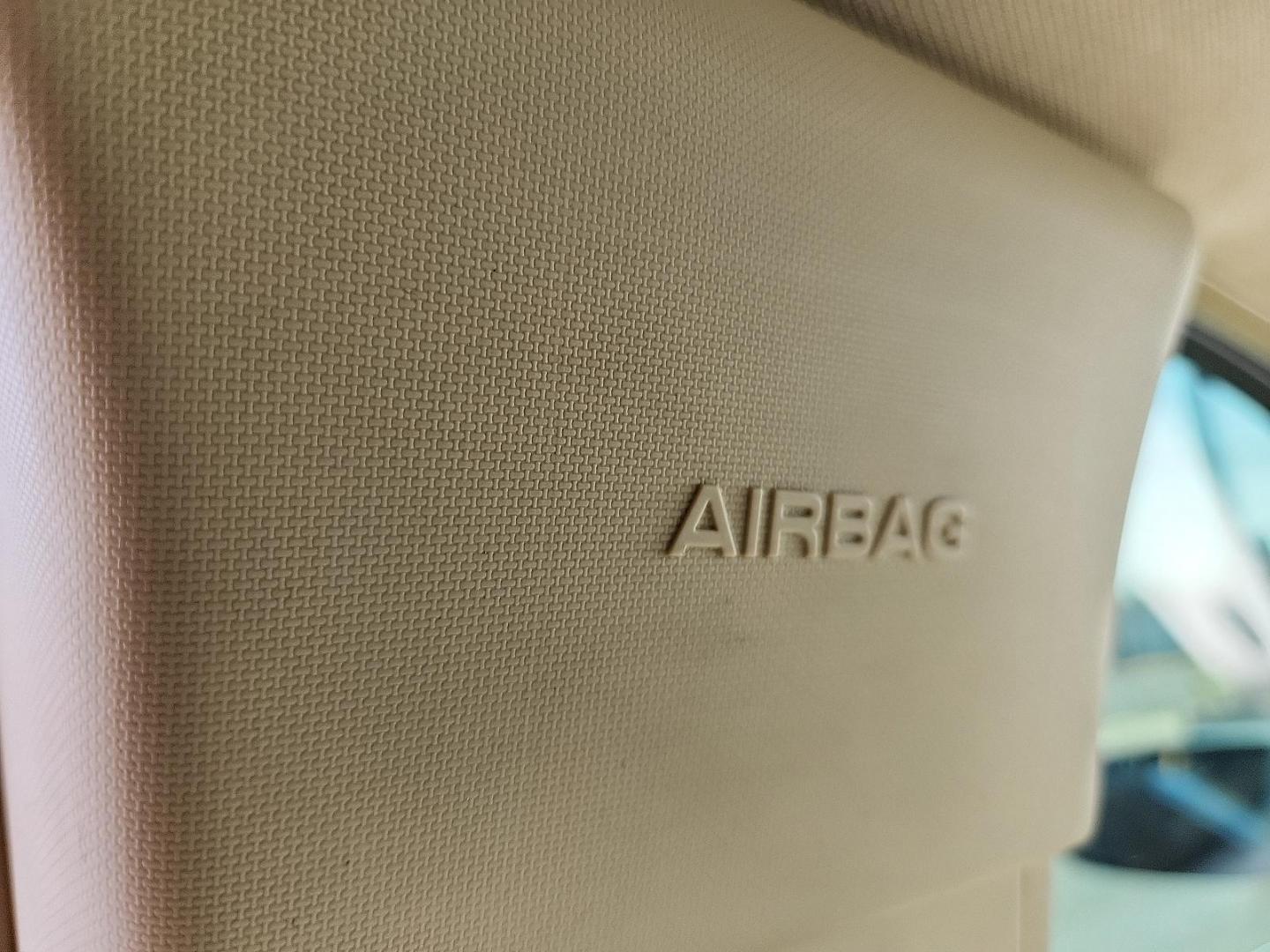 2013 BLACK /Charcoal Black - MW Ford Taurus SEL (1FAHP2E86DG) with an 3.5L Ti-VCT V6 Flex Fuel Engine engine, located at 4711 Ave Q, Lubbock, TX, 79412, (806) 687-2362, 33.551304, -101.855293 - Photo#16