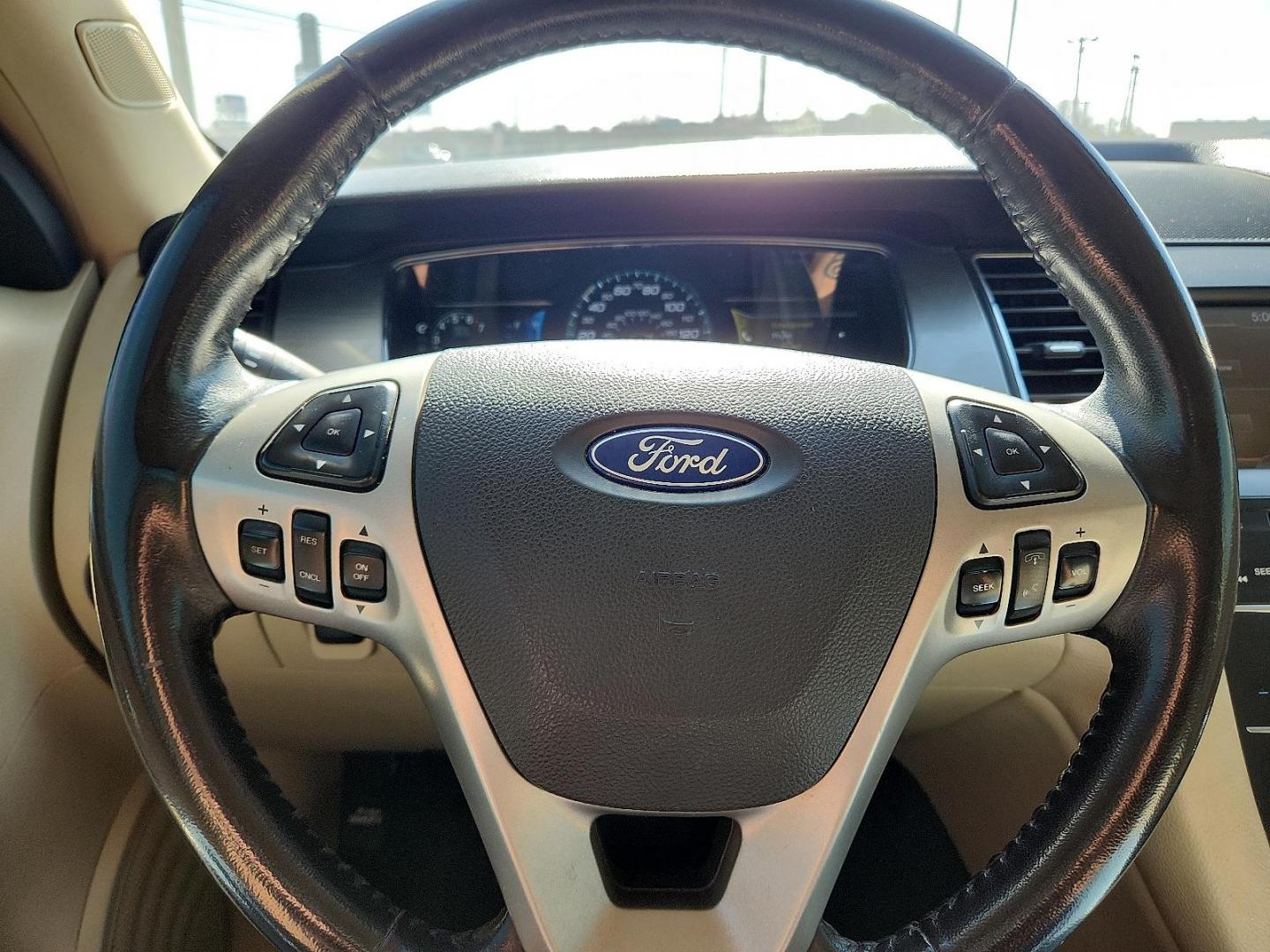 2013 BLACK /Charcoal Black - MW Ford Taurus SEL (1FAHP2E86DG) with an 3.5L Ti-VCT V6 Flex Fuel Engine engine, located at 4711 Ave Q, Lubbock, TX, 79412, (806) 687-2362, 33.551304, -101.855293 - Photo#28