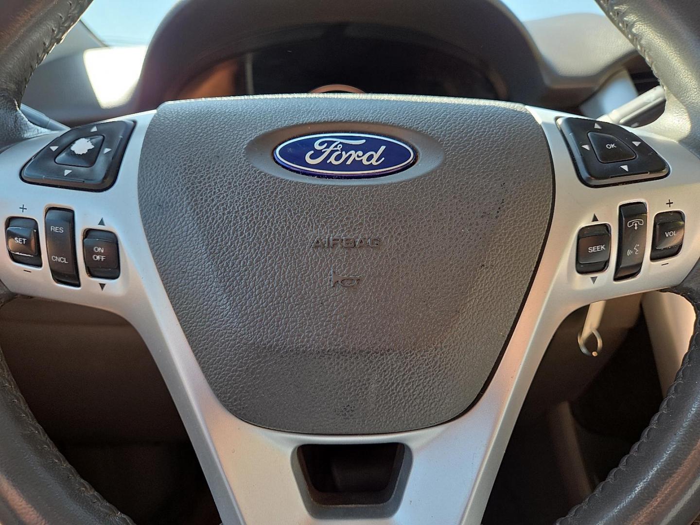2013 Ruby Red Metallic Tinted Clearcoat /Medium Light Stone - GL Ford Edge Limited (2FMDK3KC7DB) with an 3.5L V-6 DOHC, variable valve control, regular unleaded, engine with 285HP engine, located at 4711 Ave Q, Lubbock, TX, 79412, (806) 687-2362, 33.551304, -101.855293 - Photo#29