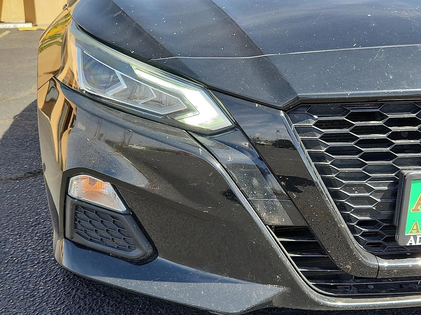 2020 BLACK /Sport - N Nissan Altima SR FWD (1N4BL4CV1LN) with an 2.5L I-4 gasoline direct injection, DOHC, CVTCS variable valve control, regular unleaded, engine with 188HP engine, located at 4711 Ave Q, Lubbock, TX, 79412, (806) 687-2362, 33.551304, -101.855293 - Photo#7