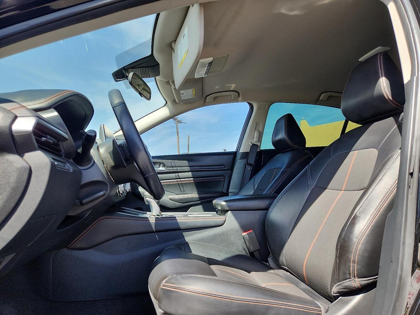 2020 BLACK /Sport - N Nissan Altima SR FWD (1N4BL4CV1LN) with an 2.5L I-4 gasoline direct injection, DOHC, CVTCS variable valve control, regular unleaded, engine with 188HP engine, located at 4711 Ave Q, Lubbock, TX, 79412, (806) 687-2362, 33.551304, -101.855293 - Photo#14