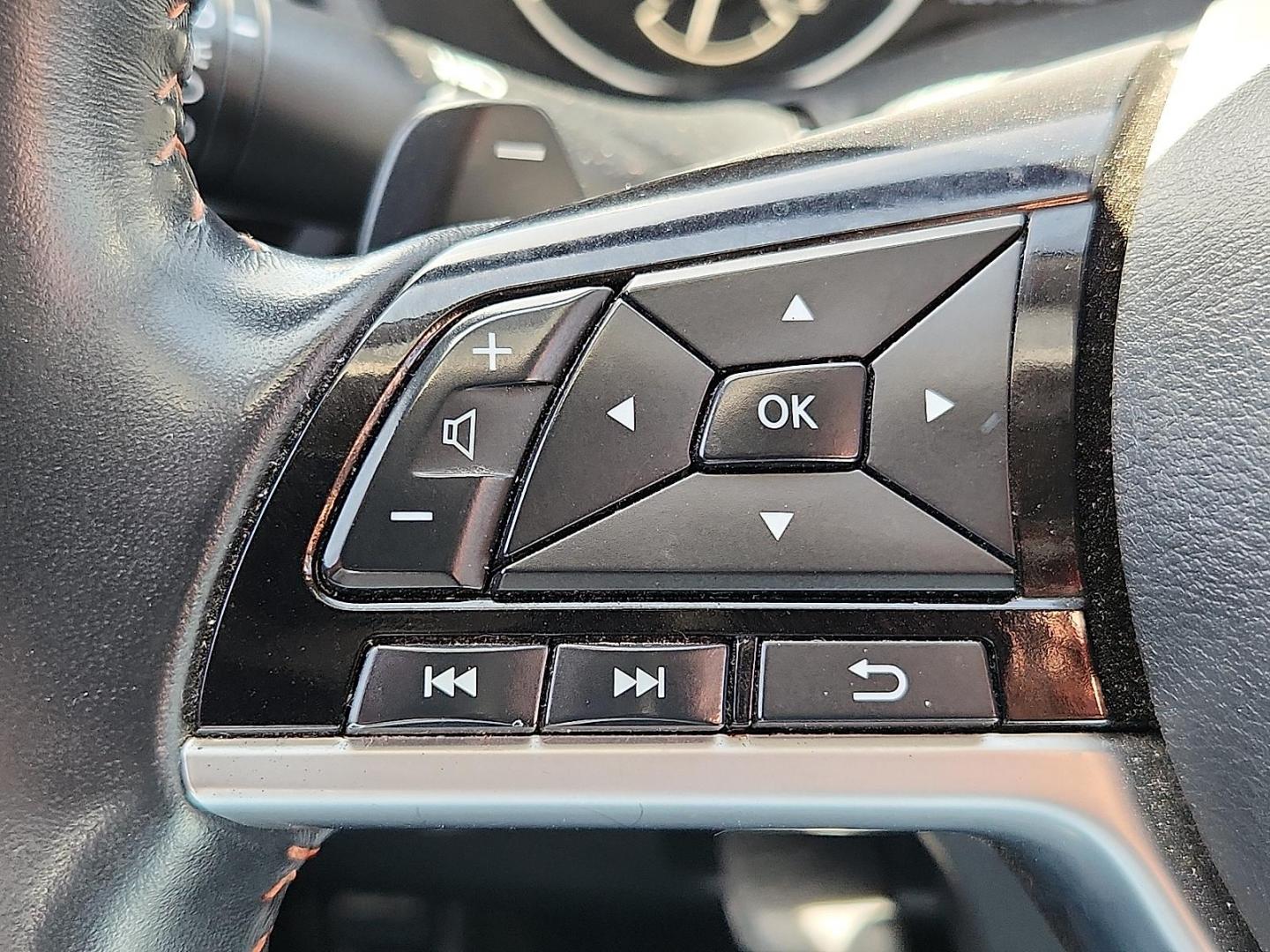 2020 BLACK /Sport - N Nissan Altima SR FWD (1N4BL4CV1LN) with an 2.5L I-4 gasoline direct injection, DOHC, CVTCS variable valve control, regular unleaded, engine with 188HP engine, located at 4711 Ave Q, Lubbock, TX, 79412, (806) 687-2362, 33.551304, -101.855293 - Photo#21