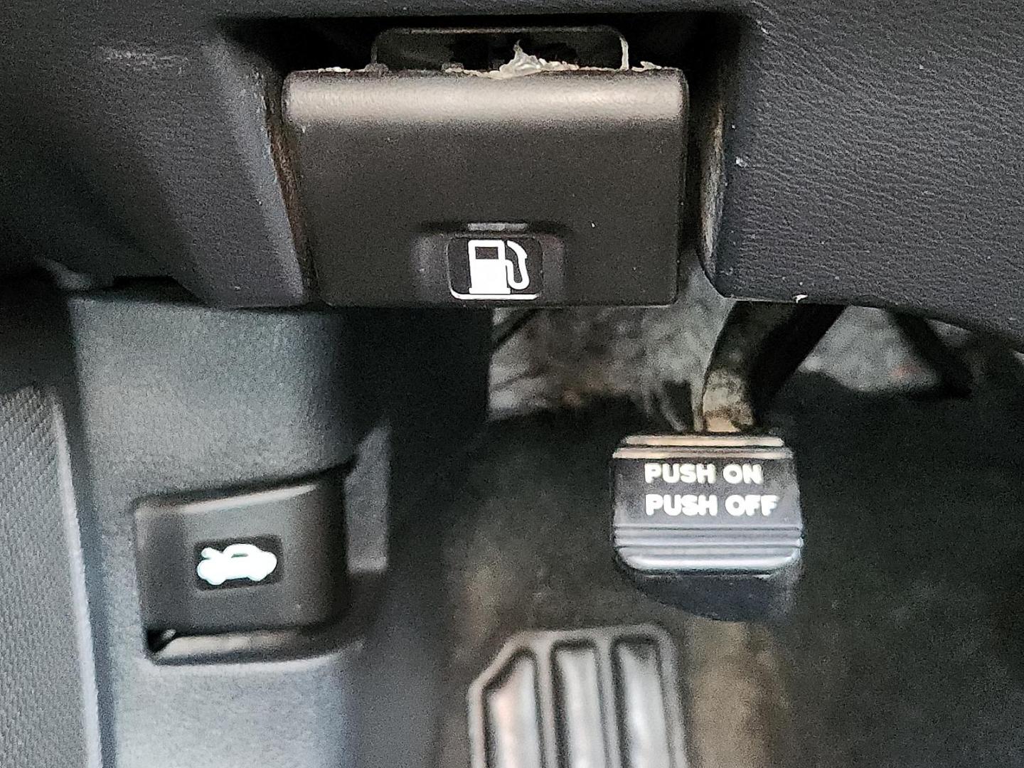 2020 BLACK /Sport - N Nissan Altima SR FWD (1N4BL4CV1LN) with an 2.5L I-4 gasoline direct injection, DOHC, CVTCS variable valve control, regular unleaded, engine with 188HP engine, located at 4711 Ave Q, Lubbock, TX, 79412, (806) 687-2362, 33.551304, -101.855293 - Photo#24