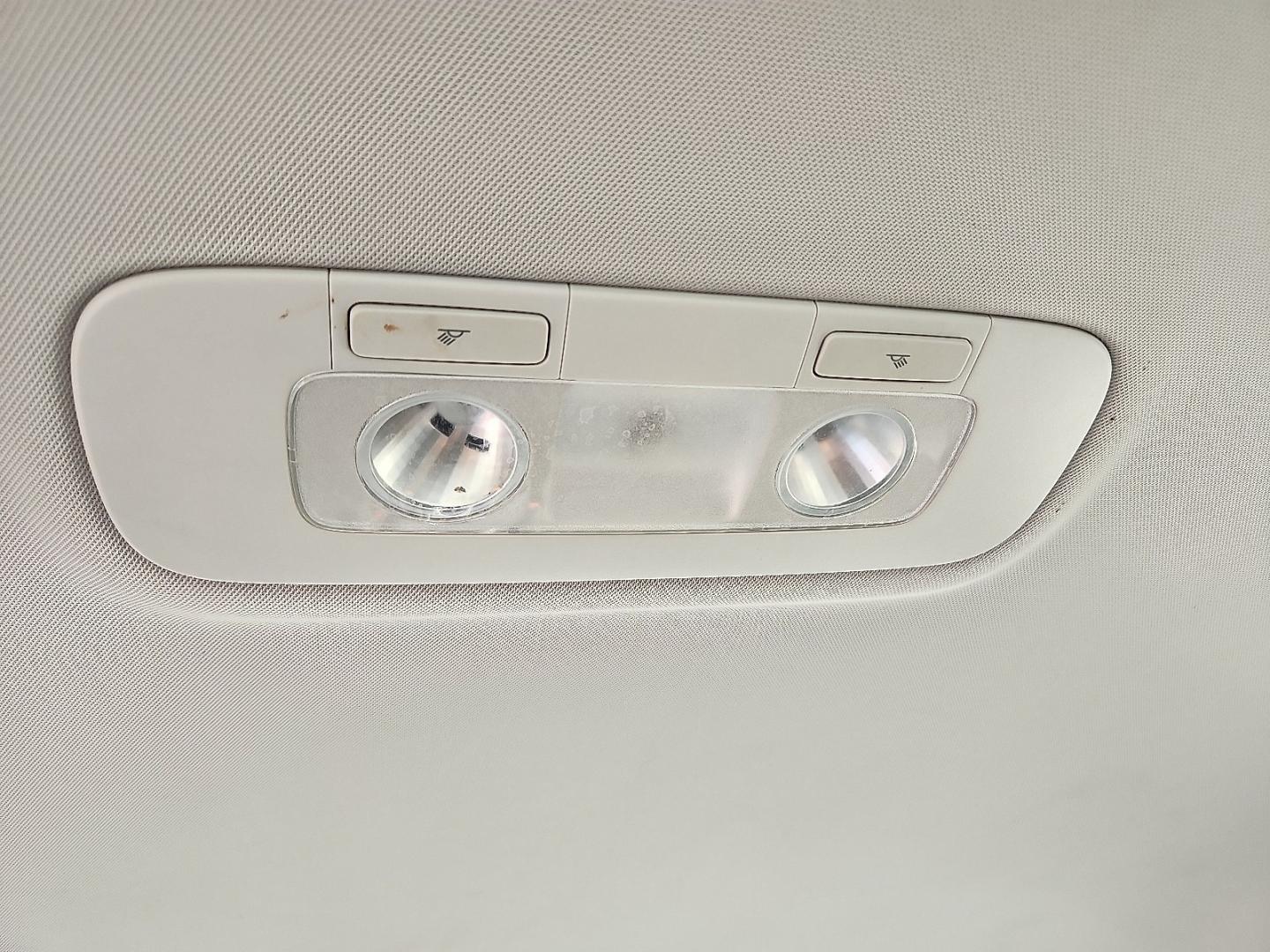 2020 GRAY /Titan Black - HL Volkswagen Passat 2.0T SE (1VWSA7A31LC) with an 2L I-4 gasoline direct injection, DOHC, variable valve control, intercooled turbo, regular unleaded, engine with 174HP engine, located at 4711 Ave Q, Lubbock, TX, 79412, (806) 687-2362, 33.551304, -101.855293 - Photo#13