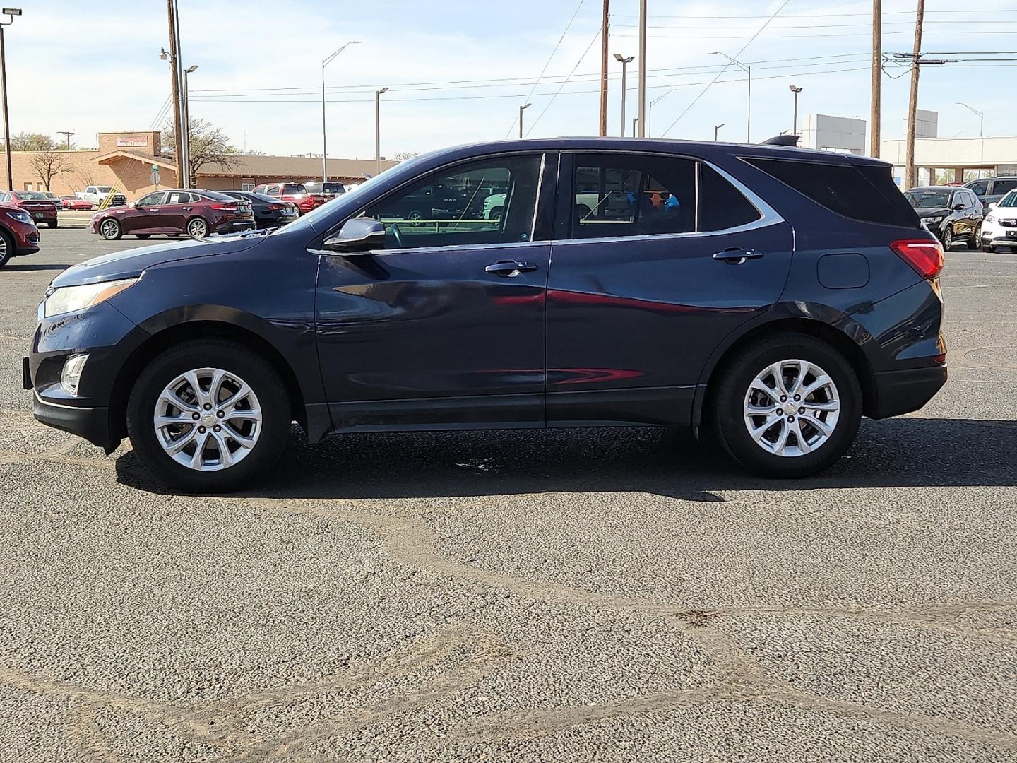 2018 BLUE /Jet Black - H1T Chevrolet Equinox LT (3GNAXJEV9JL) with an 1.5L I-4 gasoline direct injection, DOHC, VVT variable valve control, intercooled turbo, regular unleaded, engine with 170HP engine, located at 4711 Ave Q, Lubbock, TX, 79412, (806) 687-2362, 33.551304, -101.855293 - Photo#1