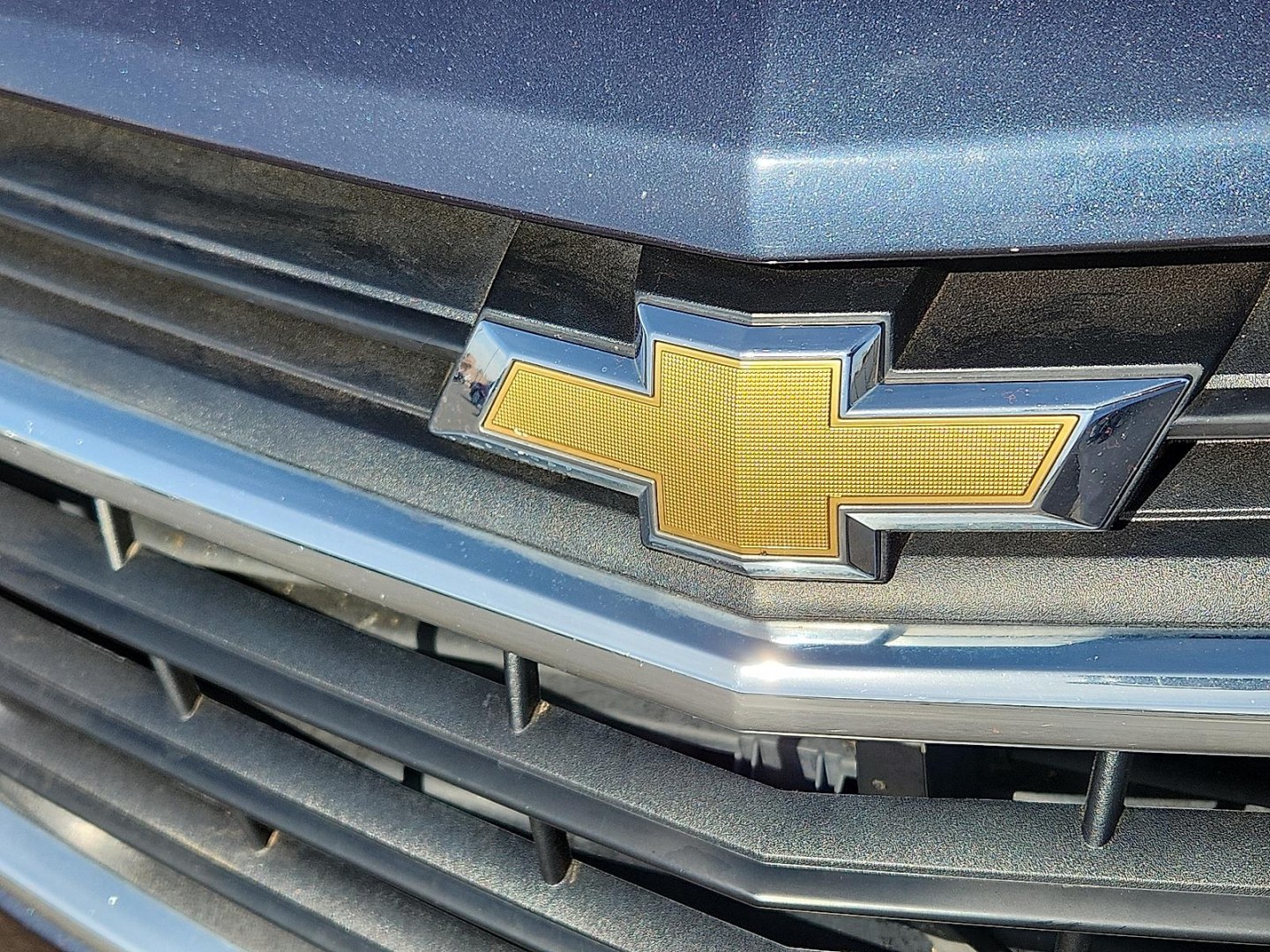 2018 BLUE /Jet Black - H1T Chevrolet Equinox LT (3GNAXJEV9JL) with an 1.5L I-4 gasoline direct injection, DOHC, VVT variable valve control, intercooled turbo, regular unleaded, engine with 170HP engine, located at 4711 Ave Q, Lubbock, TX, 79412, (806) 687-2362, 33.551304, -101.855293 - Photo#9