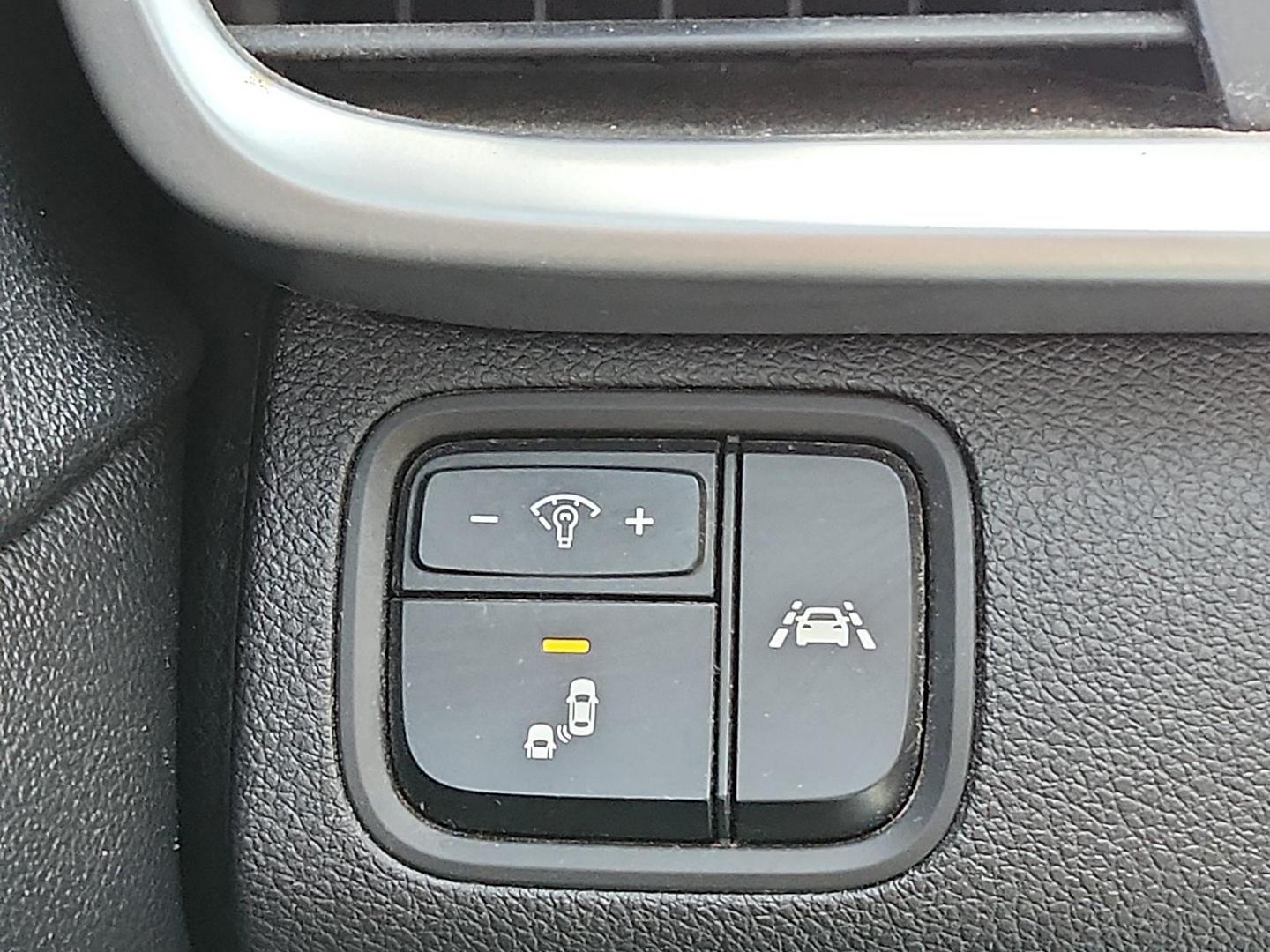 2020 PURPLE /Black - WK Kia Optima LX (5XXGT4L39LG) with an Theta II 2.4L I-4 gasoline direct injection, DOHC, D-CVVT variable valve control, regular unleaded, engine with 185HP engine, located at 4711 Ave Q, Lubbock, TX, 79412, (806) 687-2362, 33.551304, -101.855293 - Photo#18