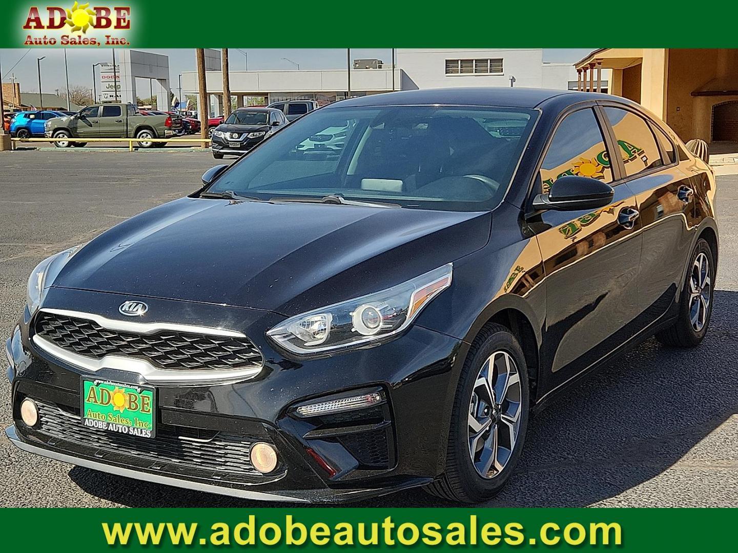2021 BLACK /Black - WK Kia Forte LXS (3KPF24AD2ME) with an 2L I-4 DOHC, D-CVVT variable valve control, regular unleaded, engine with 147HP engine, located at 4711 Ave Q, Lubbock, TX, 79412, (806) 687-2362, 33.551304, -101.855293 - Photo#0