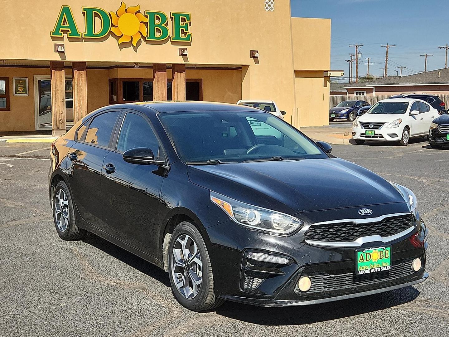 2021 BLACK /Black - WK Kia Forte LXS (3KPF24AD2ME) with an 2L I-4 DOHC, D-CVVT variable valve control, regular unleaded, engine with 147HP engine, located at 4711 Ave Q, Lubbock, TX, 79412, (806) 687-2362, 33.551304, -101.855293 - Photo#5