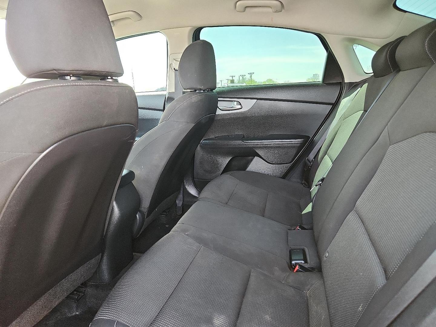 2021 BLACK /Black - WK Kia Forte LXS (3KPF24AD2ME) with an 2L I-4 DOHC, D-CVVT variable valve control, regular unleaded, engine with 147HP engine, located at 4711 Ave Q, Lubbock, TX, 79412, (806) 687-2362, 33.551304, -101.855293 - Photo#13