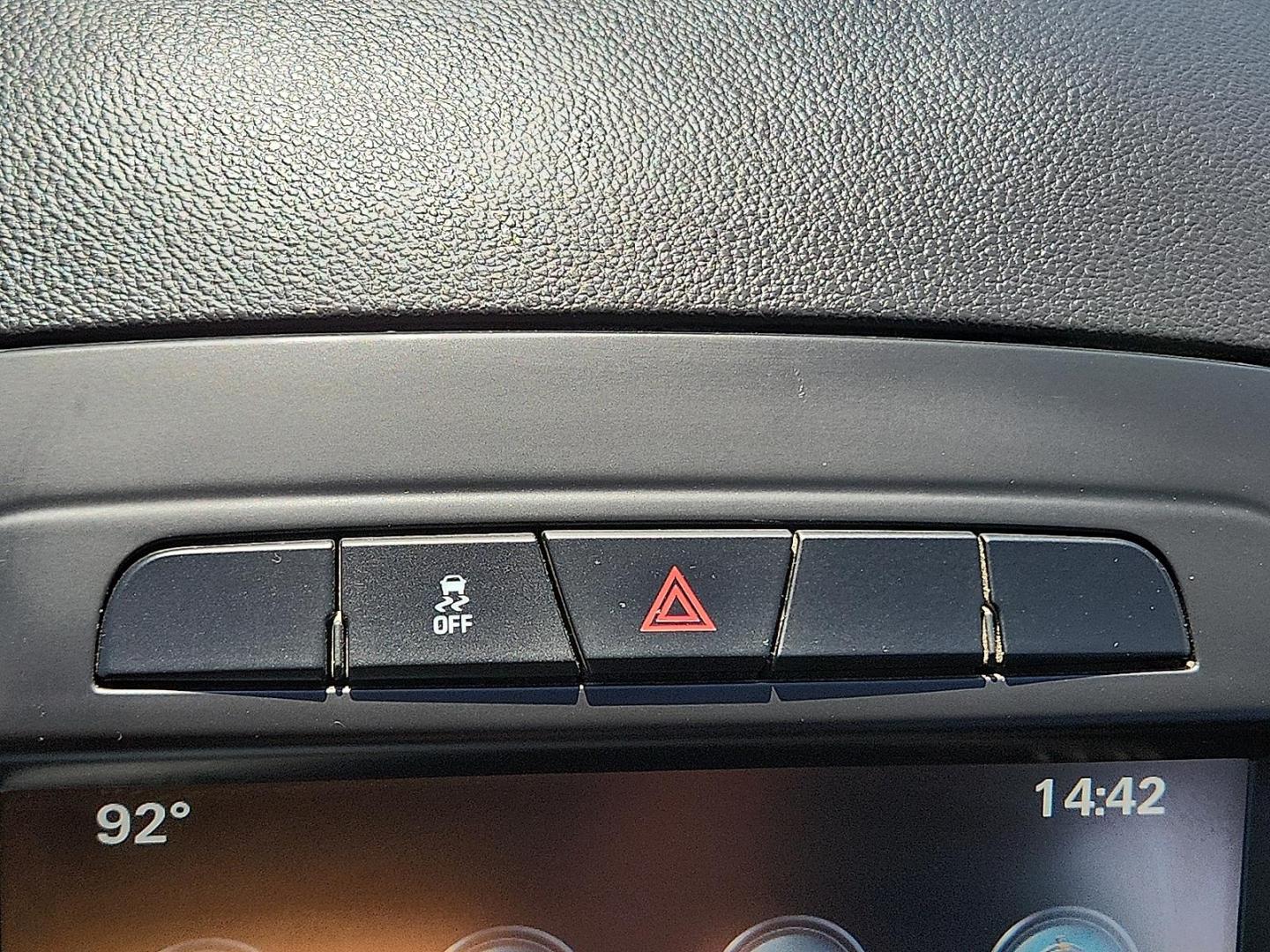 2017 RED /Ebony w/Ebony Accents - AFM Buick Regal Turbo Sport Touring (2G4GL5EX3H9) with an 2L I-4 gasoline direct injection, DOHC, VVT variable valve control, intercooled turbo, premium unleaded, engine with 259HP engine, located at 4711 Ave Q, Lubbock, TX, 79412, (806) 687-2362, 33.551304, -101.855293 - Photo#24