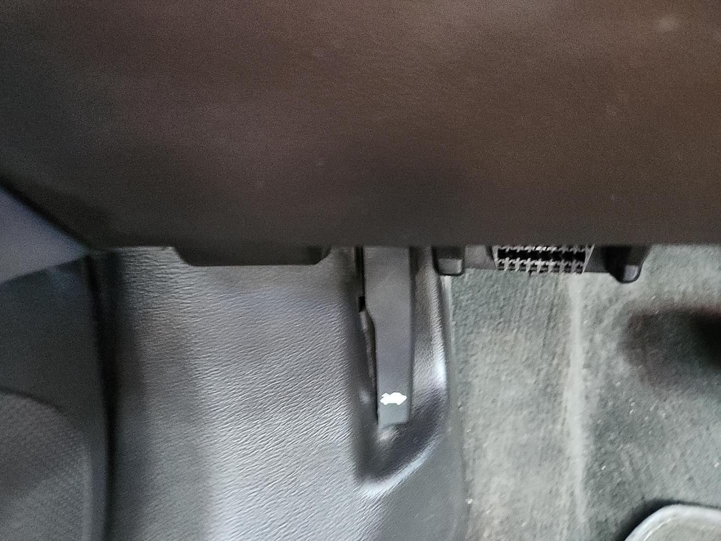 2017 RED /Ebony w/Ebony Accents - AFM Buick Regal Turbo Sport Touring (2G4GL5EX3H9) with an 2L I-4 gasoline direct injection, DOHC, VVT variable valve control, intercooled turbo, premium unleaded, engine with 259HP engine, located at 4711 Ave Q, Lubbock, TX, 79412, (806) 687-2362, 33.551304, -101.855293 - Photo#26