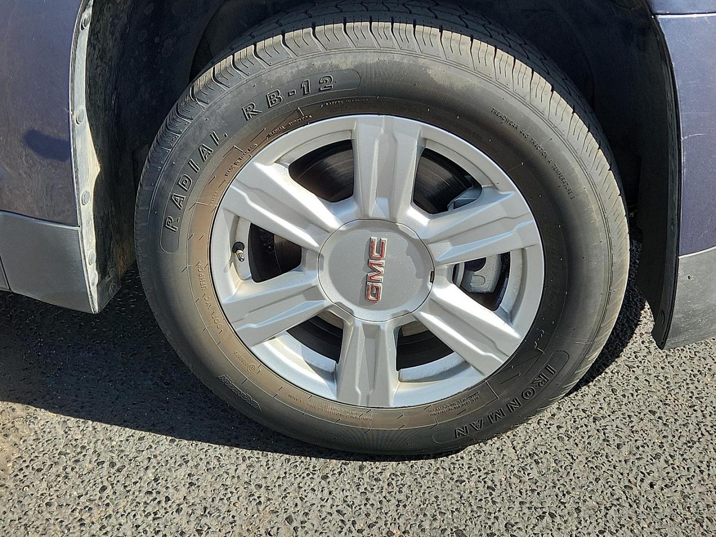 2014 BLUE /Light Titanium - AFF GMC Terrain SLT-1 (2GKALSEK0E6) with an 2.4L DOHC 4-Cylinder SIDI Engine with VVT engine, located at 4711 Ave Q, Lubbock, TX, 79412, (806) 687-2362, 33.551304, -101.855293 - Photo#7