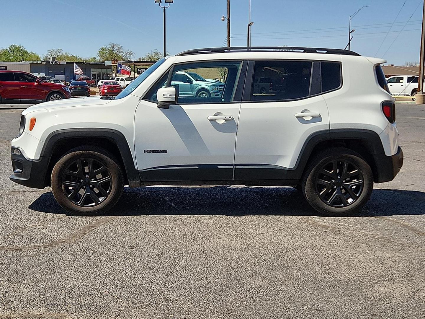 2017 WHITE /Black - X9 Jeep Renegade Altitude 4x4 (ZACCJBBB7HP) with an Tigershark MultiAir 2.4L I-4 variable valve control, regular unleaded, engine with 180HP engine, located at 4711 Ave Q, Lubbock, TX, 79412, (806) 687-2362, 33.551304, -101.855293 - Photo#1