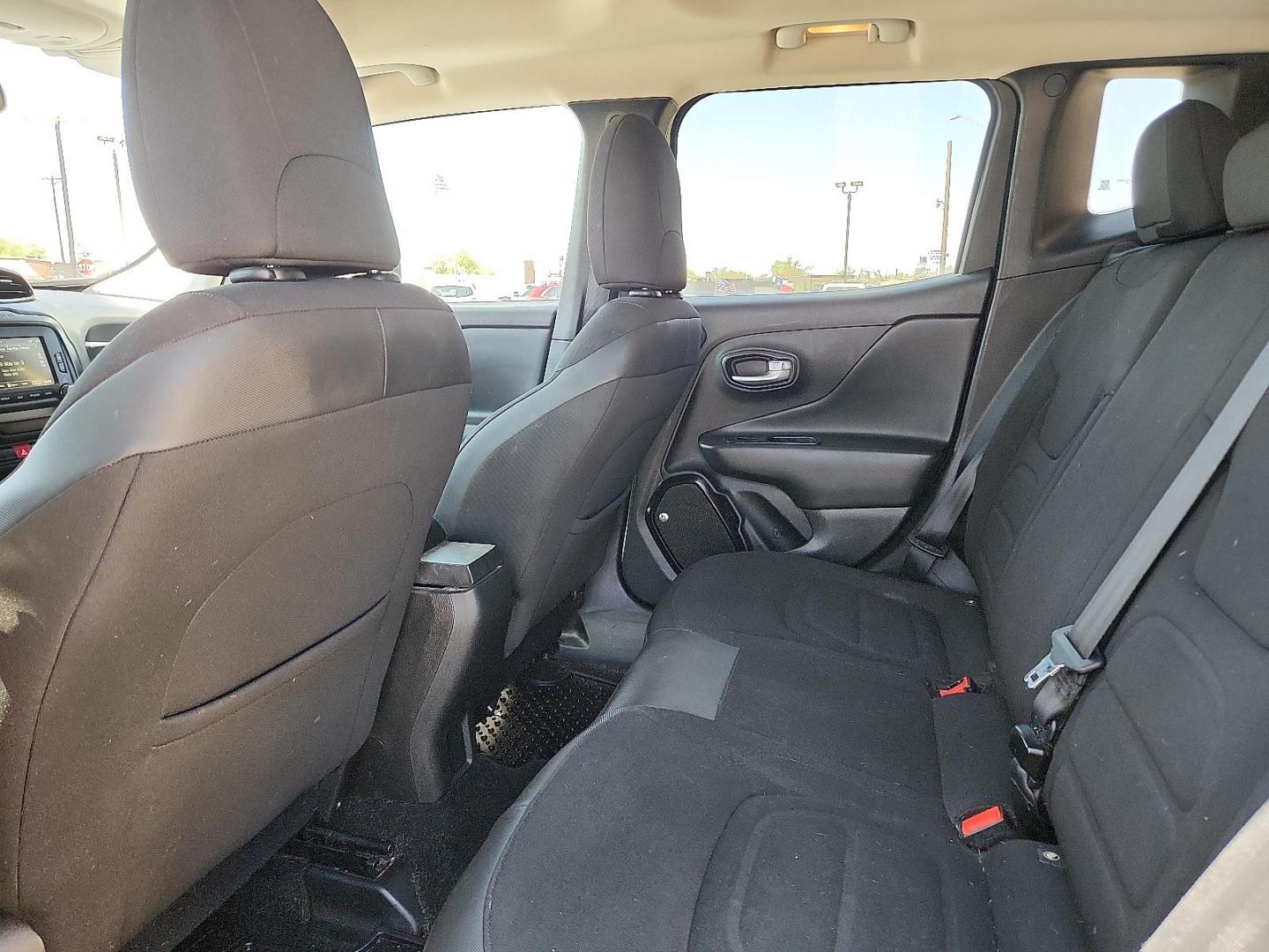 2017 WHITE /Black - X9 Jeep Renegade Altitude 4x4 (ZACCJBBB7HP) with an Tigershark MultiAir 2.4L I-4 variable valve control, regular unleaded, engine with 180HP engine, located at 4711 Ave Q, Lubbock, TX, 79412, (806) 687-2362, 33.551304, -101.855293 - Photo#12
