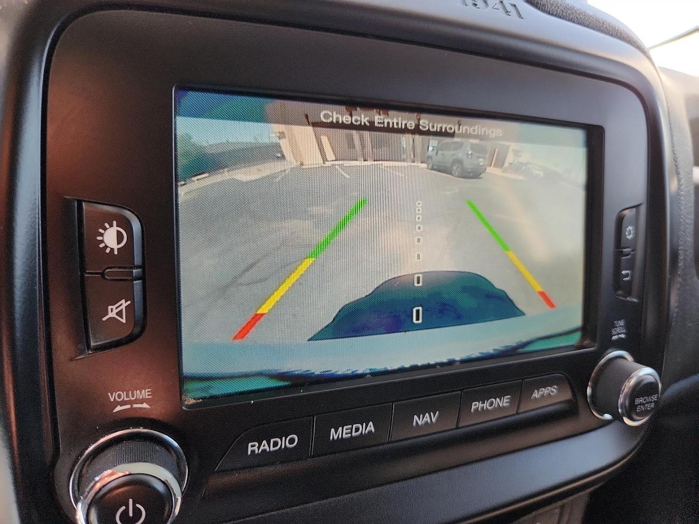 2017 WHITE /Black - X9 Jeep Renegade Altitude 4x4 (ZACCJBBB7HP) with an Tigershark MultiAir 2.4L I-4 variable valve control, regular unleaded, engine with 180HP engine, located at 4711 Ave Q, Lubbock, TX, 79412, (806) 687-2362, 33.551304, -101.855293 - Photo#20