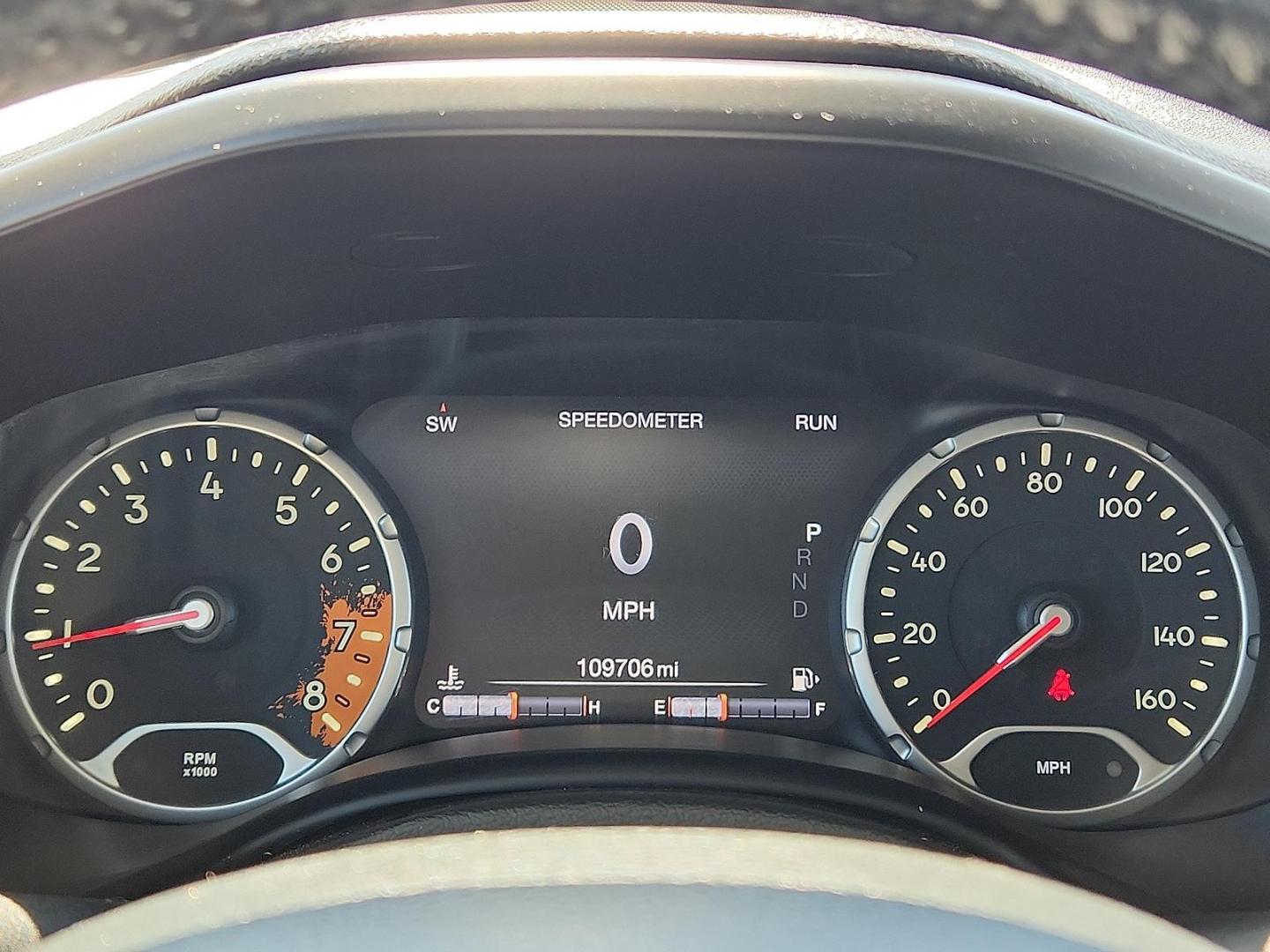 2017 WHITE /Black - X9 Jeep Renegade Altitude 4x4 (ZACCJBBB7HP) with an Tigershark MultiAir 2.4L I-4 variable valve control, regular unleaded, engine with 180HP engine, located at 4711 Ave Q, Lubbock, TX, 79412, (806) 687-2362, 33.551304, -101.855293 - Photo#27