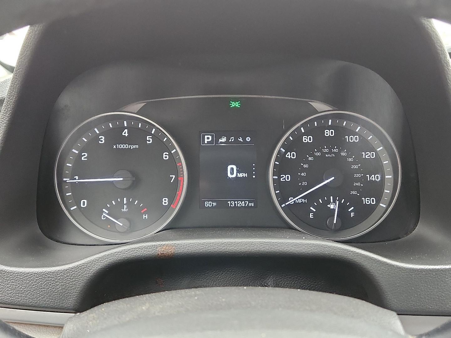 2017 SILVER /Beige - XA Hyundai Elantra SE (5NPD84LF9HH) with an Nu 2L I-4 DOHC, D-CVVT variable valve control, regular unleaded, engine with 147HP engine, located at 4711 Ave Q, Lubbock, TX, 79412, (806) 687-2362, 33.551304, -101.855293 - Photo#27