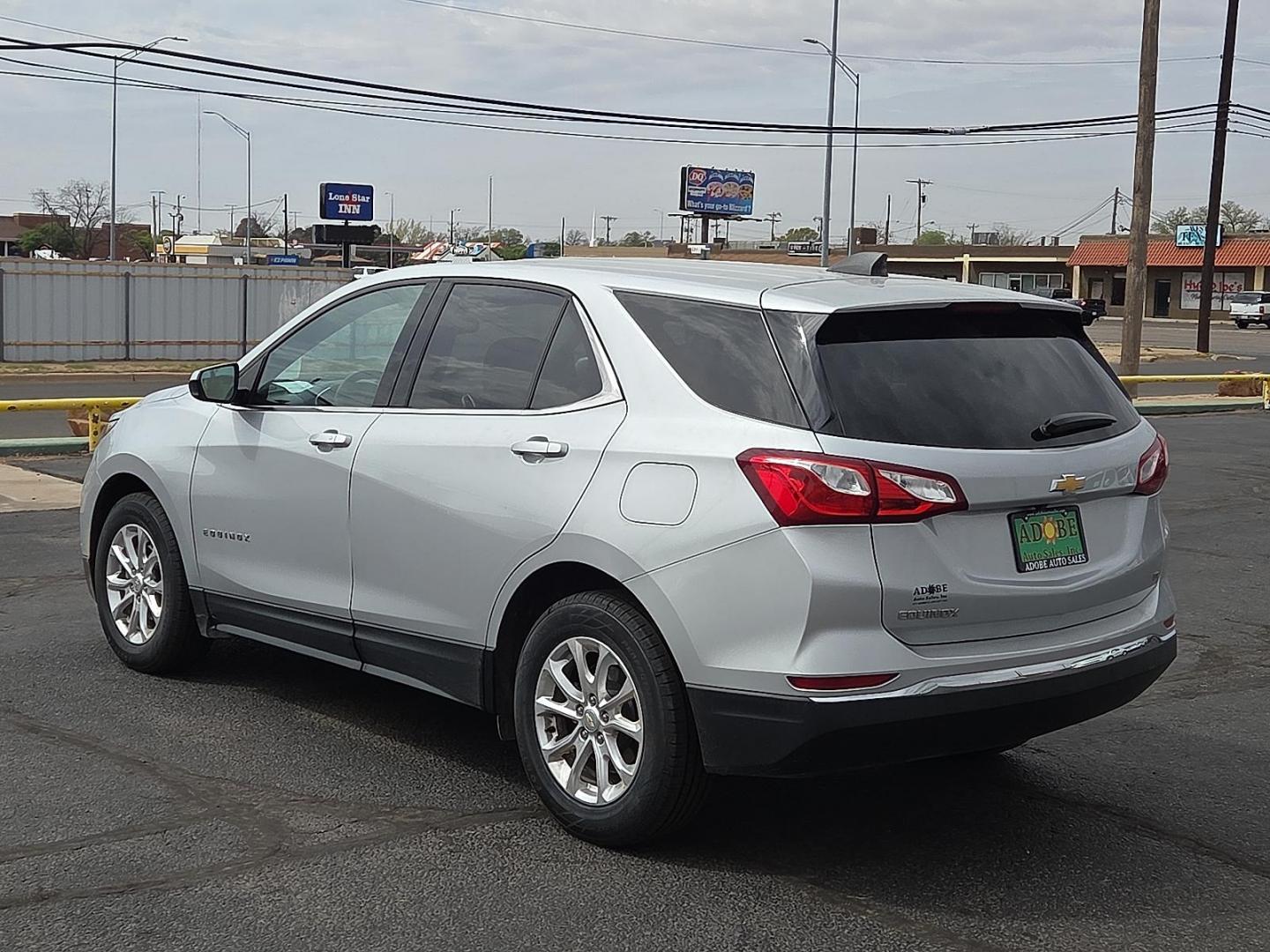 2020 Silver Ice Metallic - GAN /Jet Black - H1T Chevrolet Equinox FWD LT 1.5L Turbo (2GNAXKEV6L6) with an 1.5L I-4 gasoline direct injection, DOHC, VVT variable valve control, intercooled turbo, regular unleaded, engine with 170HP engine, located at 4711 Ave Q, Lubbock, TX, 79412, (806) 687-2362, 33.551304, -101.855293 - Photo#2