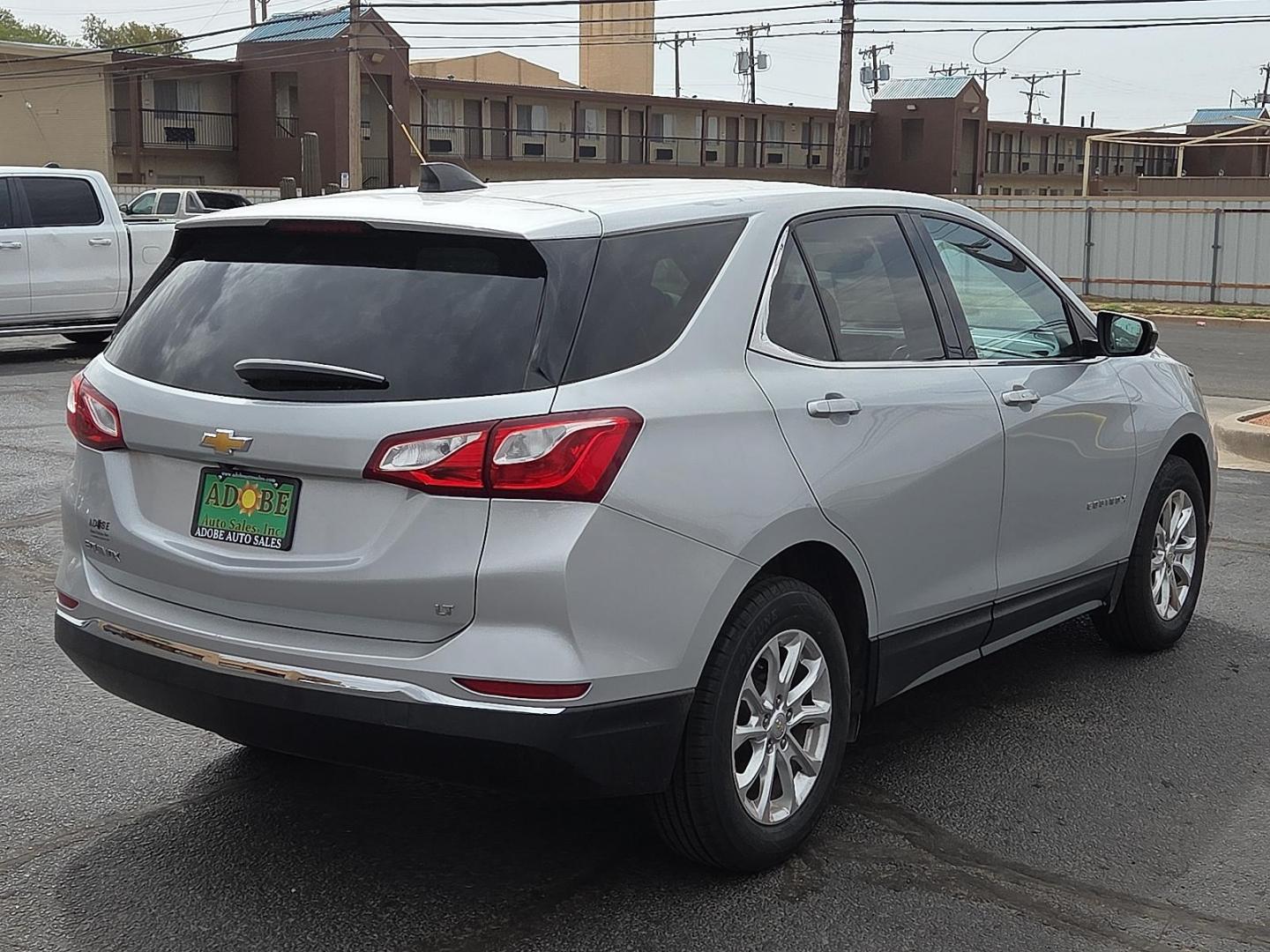 2020 Silver Ice Metallic - GAN /Jet Black - H1T Chevrolet Equinox FWD LT 1.5L Turbo (2GNAXKEV6L6) with an 1.5L I-4 gasoline direct injection, DOHC, VVT variable valve control, intercooled turbo, regular unleaded, engine with 170HP engine, located at 4711 Ave Q, Lubbock, TX, 79412, (806) 687-2362, 33.551304, -101.855293 - Photo#4