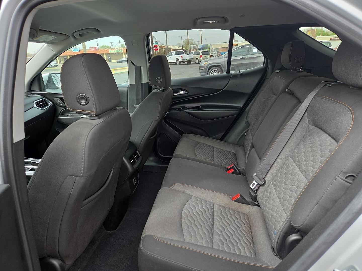 2020 Silver Ice Metallic - GAN /Jet Black - H1T Chevrolet Equinox FWD LT 1.5L Turbo (2GNAXKEV6L6) with an 1.5L I-4 gasoline direct injection, DOHC, VVT variable valve control, intercooled turbo, regular unleaded, engine with 170HP engine, located at 4711 Ave Q, Lubbock, TX, 79412, (806) 687-2362, 33.551304, -101.855293 - Photo#16