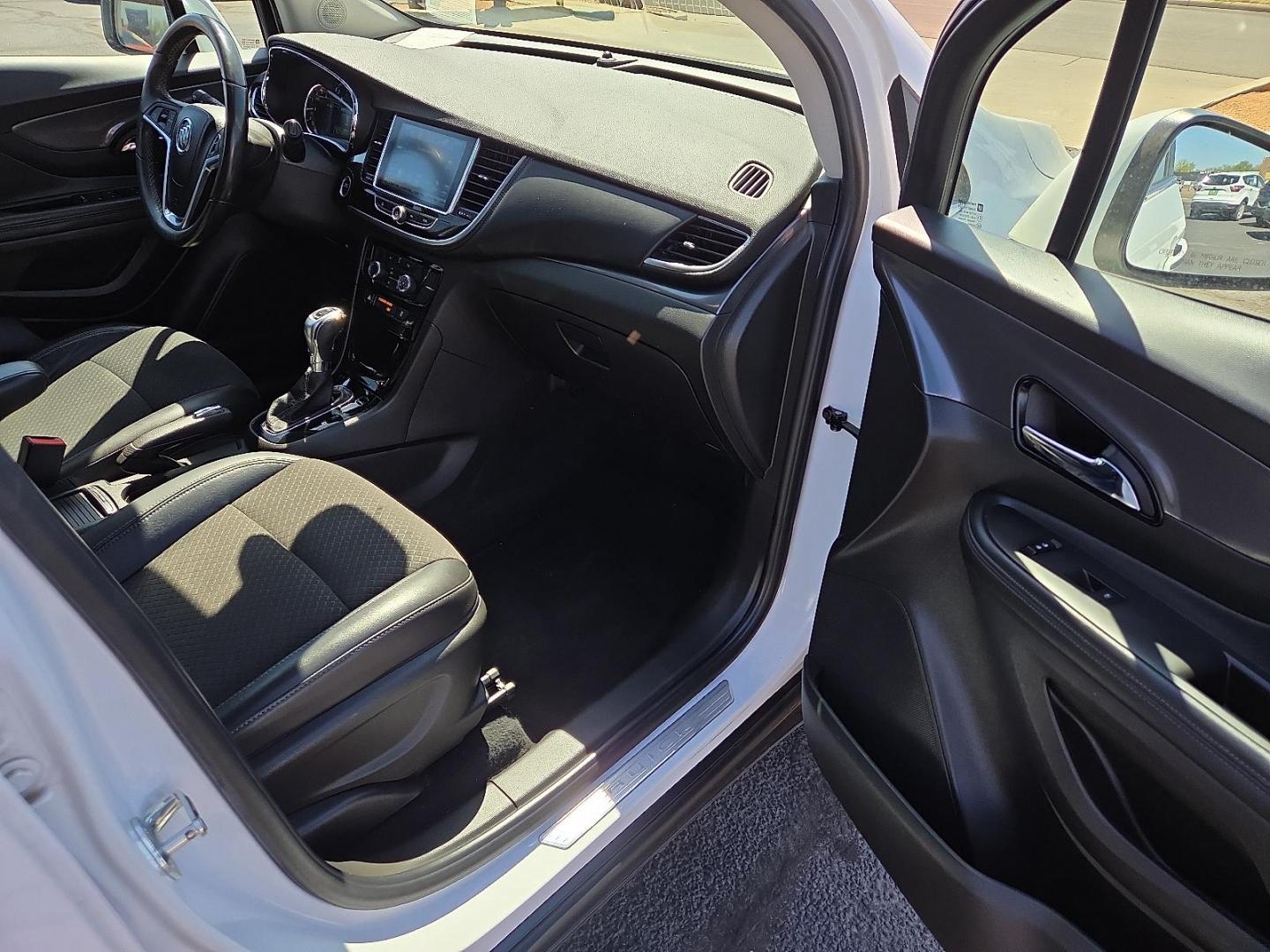2017 Summit White - GAZ /Ebony - AFN Buick Encore Preferred (KL4CJASBXHB) with an Ecotec 1.4L I-4 DOHC, variable valve control, intercooled turbo, regular unleaded, engine with 138HP engine, located at 4711 Ave Q, Lubbock, TX, 79412, (806) 687-2362, 33.551304, -101.855293 - Photo#10