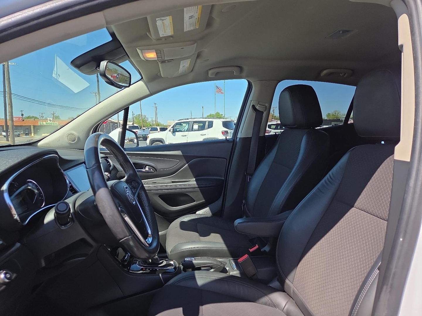 2017 Summit White - GAZ /Ebony - AFN Buick Encore Preferred (KL4CJASBXHB) with an Ecotec 1.4L I-4 DOHC, variable valve control, intercooled turbo, regular unleaded, engine with 138HP engine, located at 4711 Ave Q, Lubbock, TX, 79412, (806) 687-2362, 33.551304, -101.855293 - Photo#21