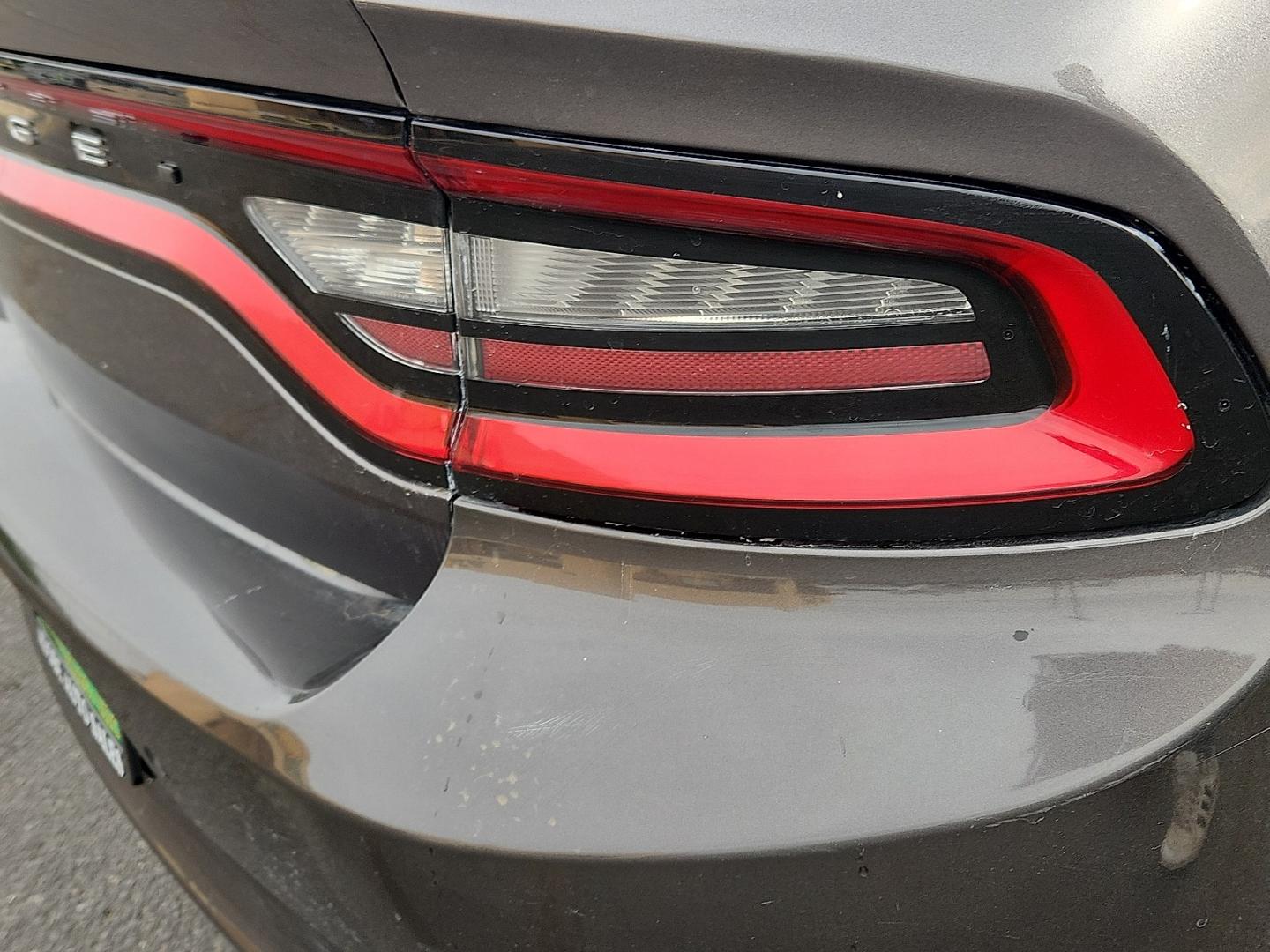 2019 GRAY Dodge Charger SXT (2C3CDXBG9KH) with an Pentastar 3.6L V-6 DOHC, variable valve control, regular unleaded, engine with 292HP engine, located at 4711 Ave Q, Lubbock, TX, 79412, (806) 687-2362, 33.551304, -101.855293 - Photo#8
