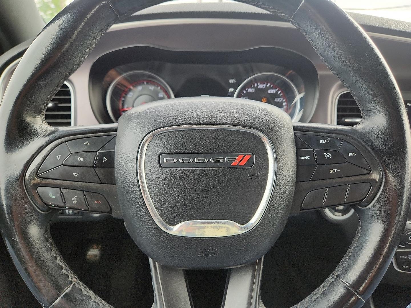 2019 GRAY Dodge Charger SXT (2C3CDXBG9KH) with an Pentastar 3.6L V-6 DOHC, variable valve control, regular unleaded, engine with 292HP engine, located at 4711 Ave Q, Lubbock, TX, 79412, (806) 687-2362, 33.551304, -101.855293 - Photo#28