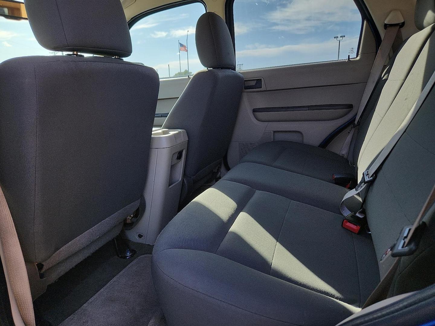 2012 BLUE /Stone - 1S Ford Escape XLS (1FMCU0C77CK) with an Duratec 2.5L I-4 DOHC, variable valve control, regular unleaded, engine with 171HP engine, located at 4711 Ave Q, Lubbock, TX, 79412, (806) 687-2362, 33.551304, -101.855293 - Photo#11