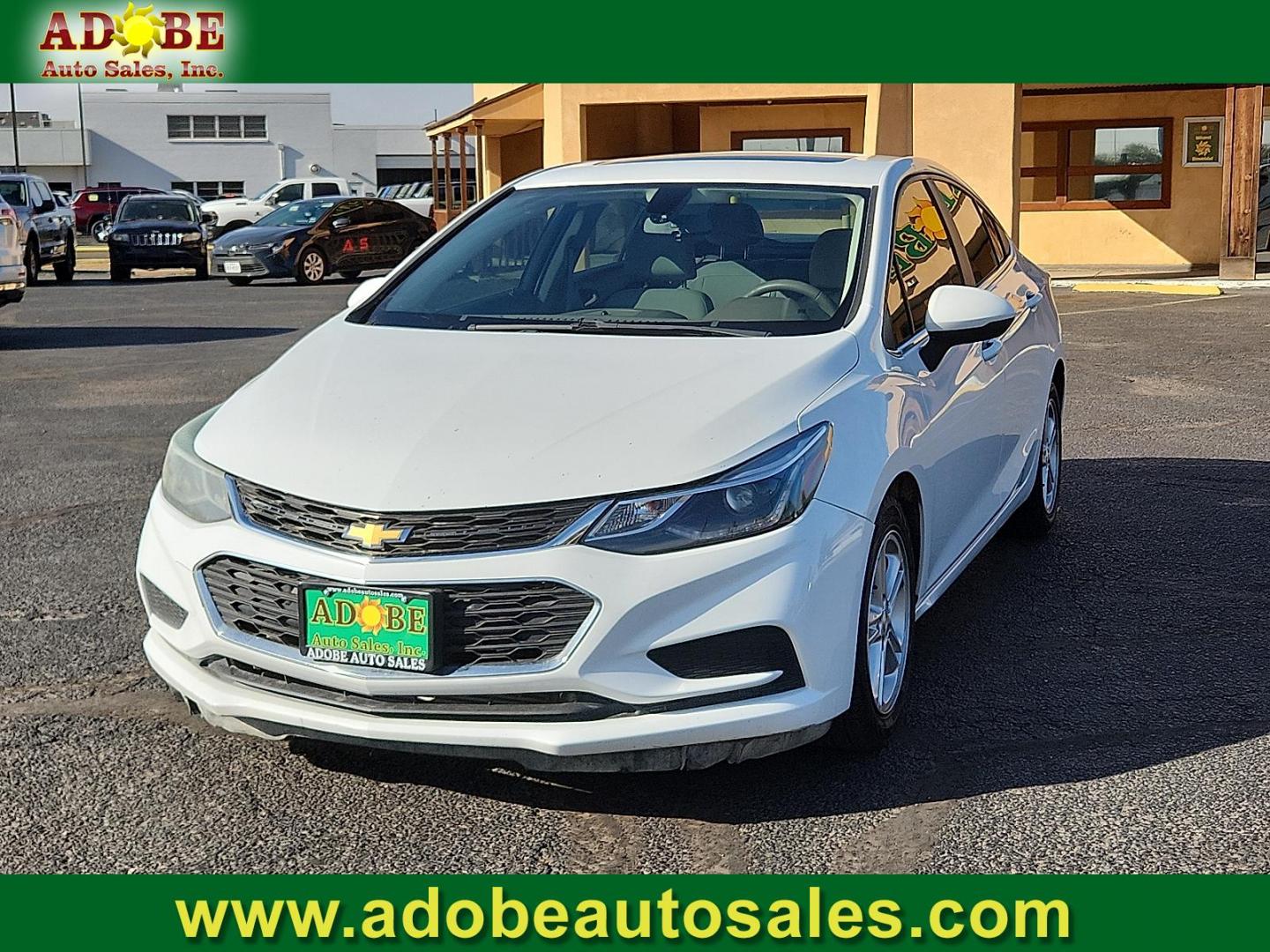 2018 WHITE /Dark Atmosphere/Medium Atmosphere - HHR Chevrolet Cruze LT Auto (1G1BE5SM2J7) with an 1.4L I-4 gasoline direct injection, DOHC, variable valve control, intercooled turbo, regular unleaded, engine with 153HP engine, located at 4711 Ave Q, Lubbock, TX, 79412, (806) 687-2362, 33.551304, -101.855293 - Photo#0