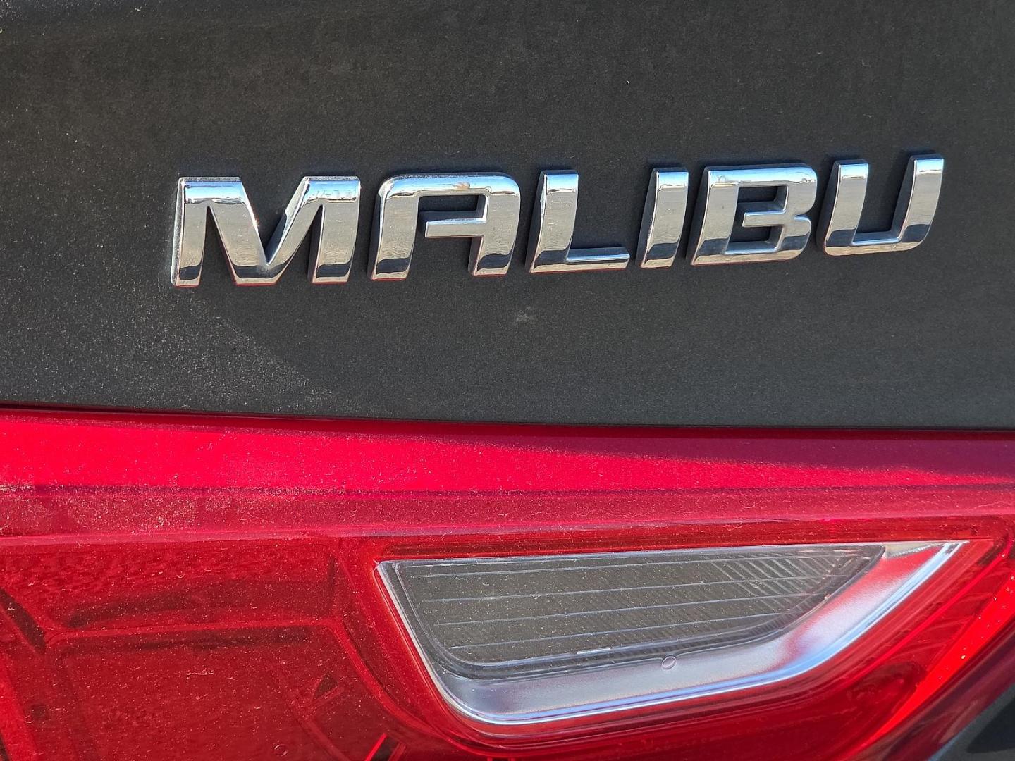 2017 Nightfall Gray Metallic - G7Q /Jet Black - H1T Chevrolet Malibu 1LT (1G1ZE5ST3HF) with an 1.5L I-4 gasoline direct injection, DOHC, variable valve control, intercooled turbo, regular unleaded, engine with 160HP engine, located at 4711 Ave Q, Lubbock, TX, 79412, (806) 687-2362, 33.551304, -101.855293 - Photo#15
